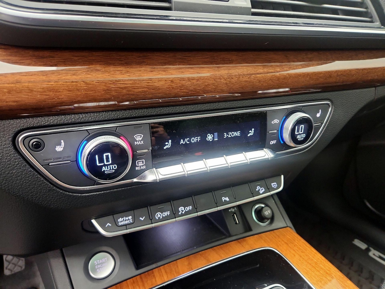 2023 Audi Q5 Premium - Photo 18