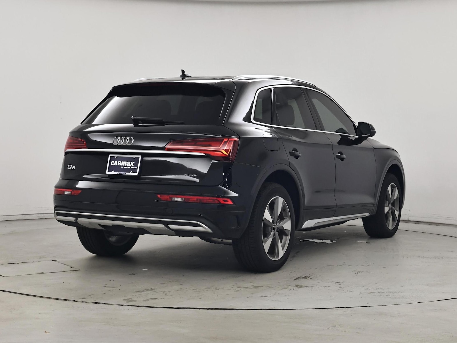 2023 Audi Q5 Premium - Photo 9