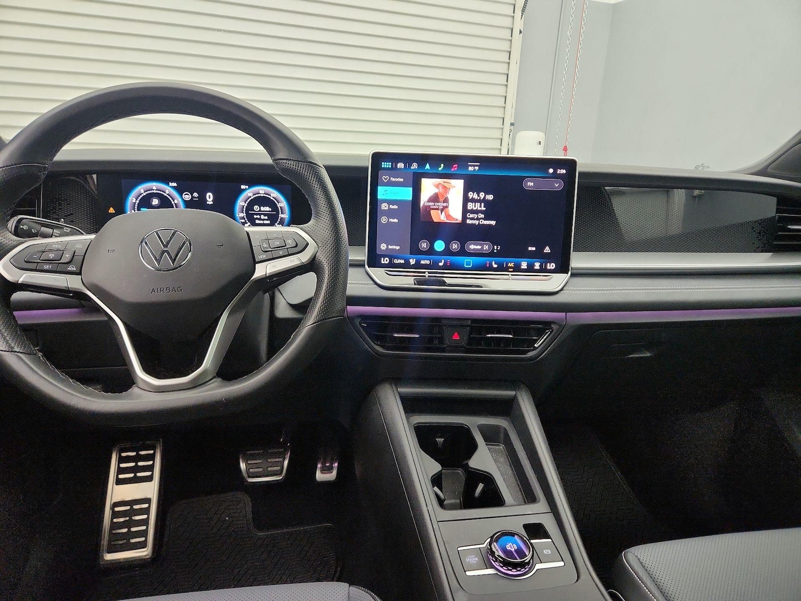 2025 Volkswagen Tiguan SE R-LINE BLACK - Photo 10