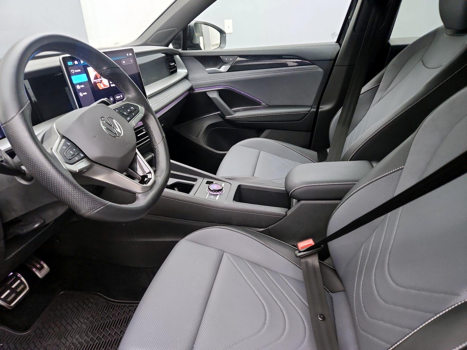 2025 Volkswagen Tiguan SE R-LINE BLACK - Photo 12