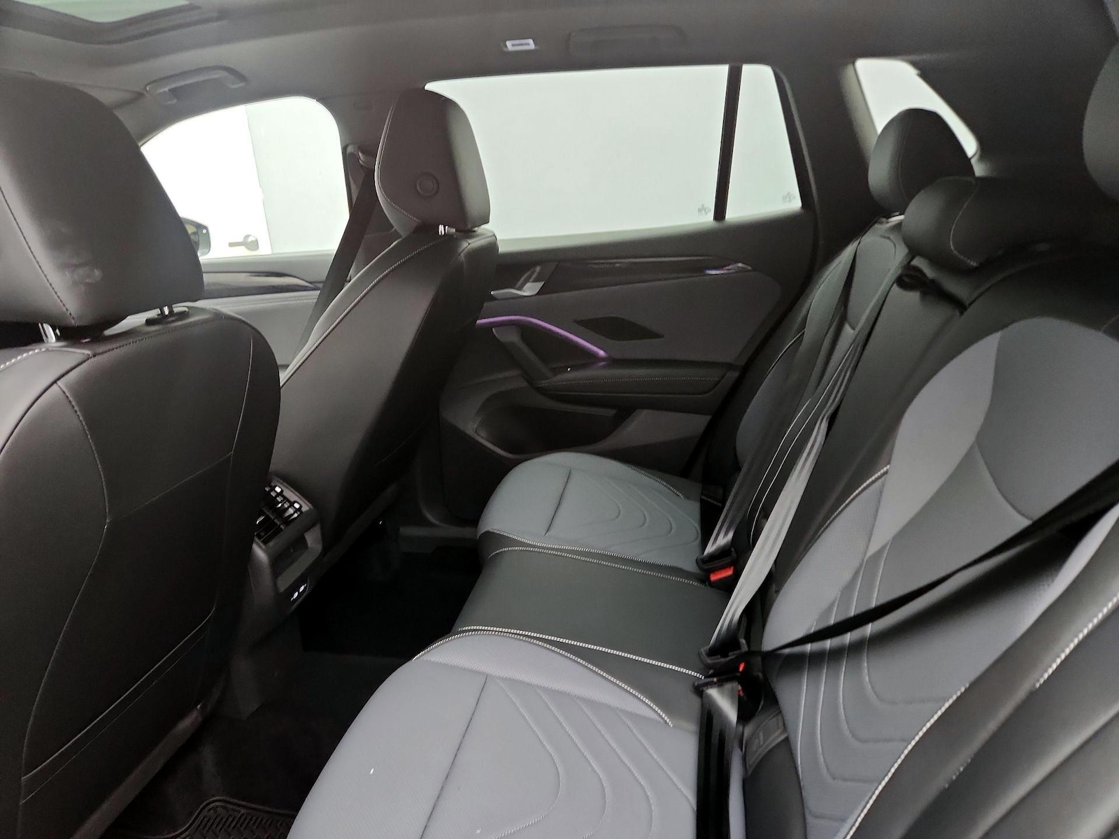 2025 Volkswagen Tiguan SE R-LINE BLACK - Photo 21