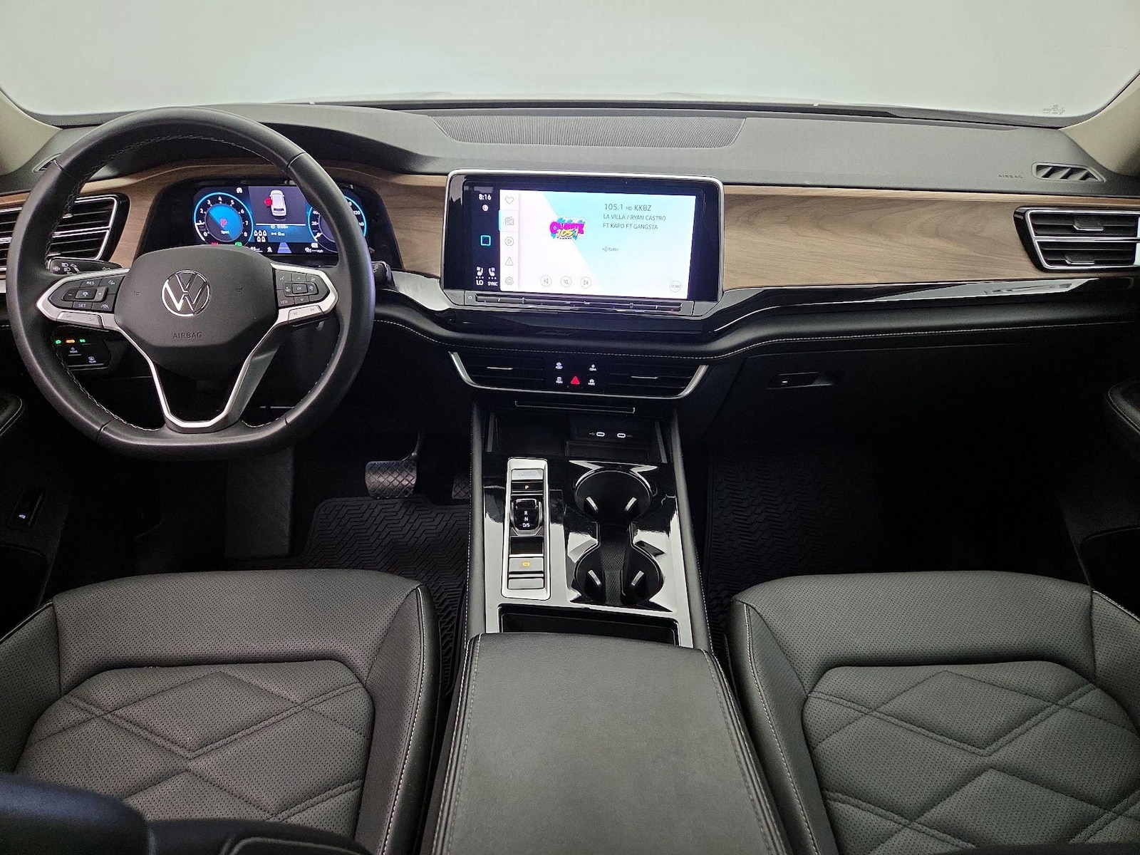 Apple CarPlay® & Android Auto™