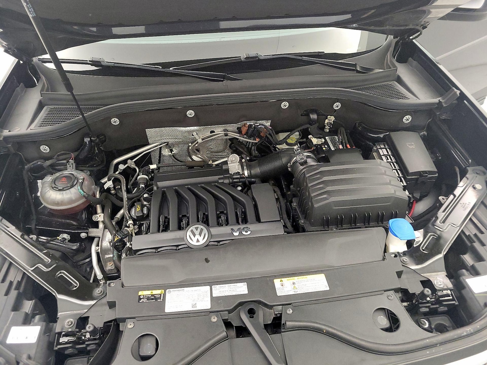 2023 Volkswagen Atlas SE w/Tech - Photo 24