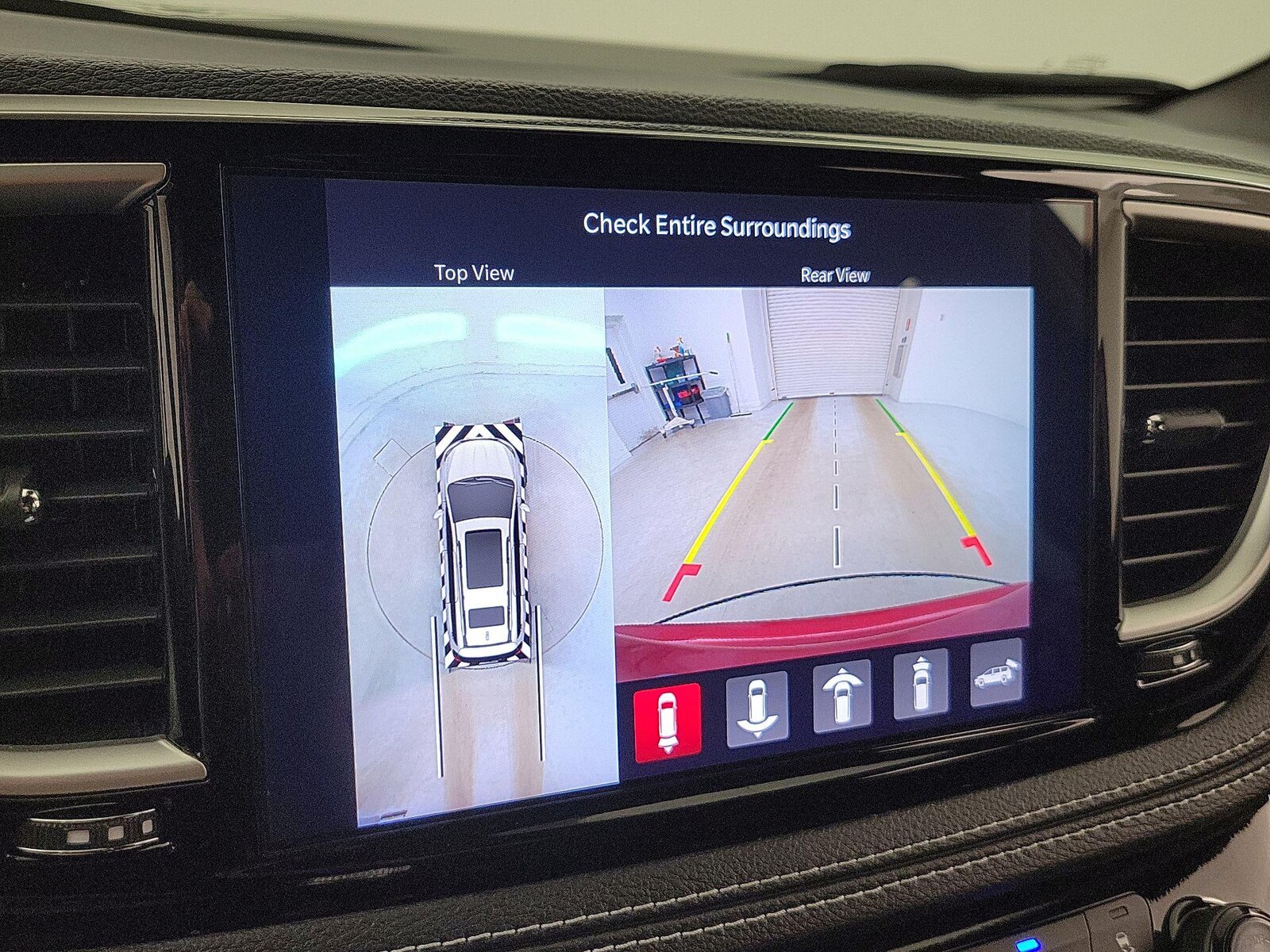 2026 Chrysler Pacifica Select - Photo 15