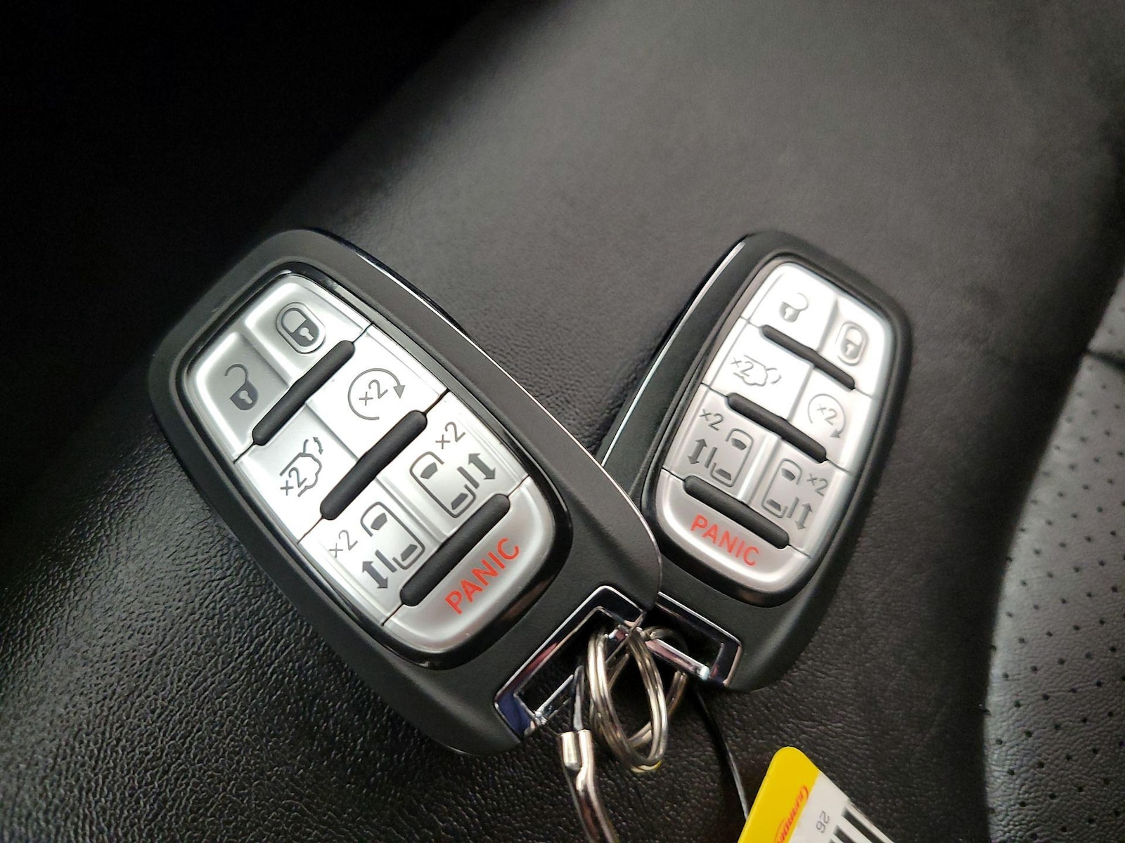 2026 Chrysler Pacifica Select - Photo 25