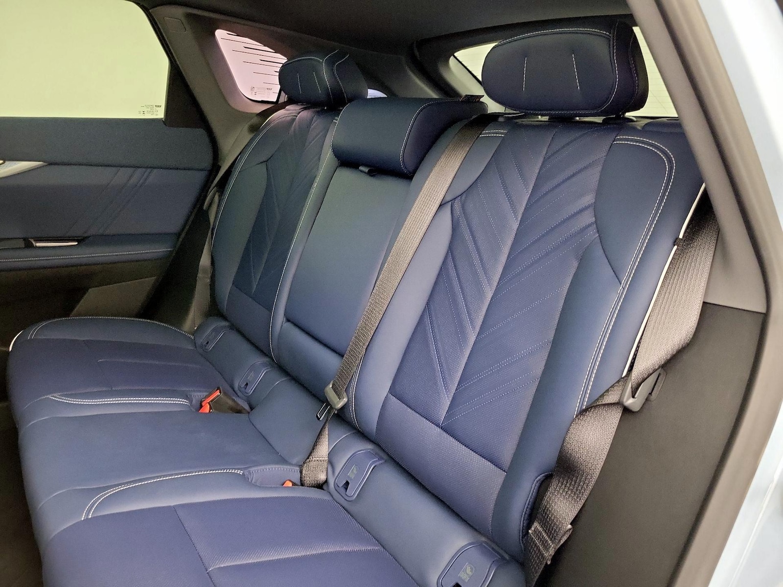 2025 Cadillac OPTIQ Sport 2 - Photo 22
