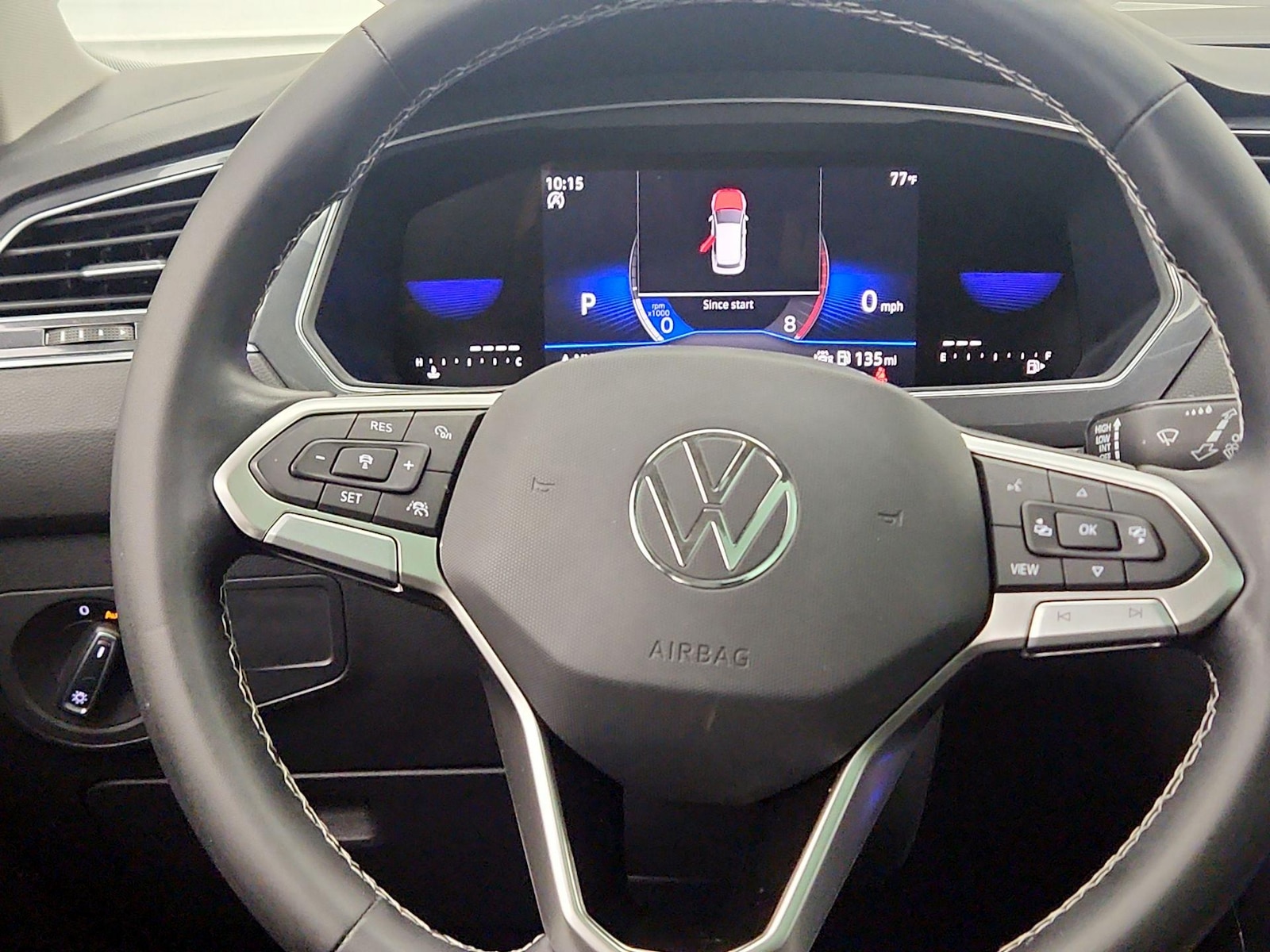 2023 Volkswagen Tiguan SE - Photo 11