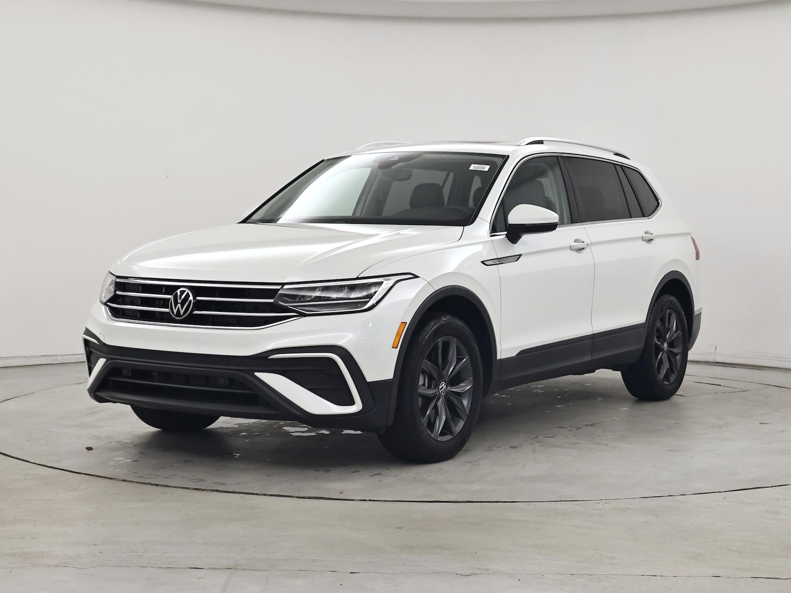 2023 Volkswagen Tiguan SE - Photo 5