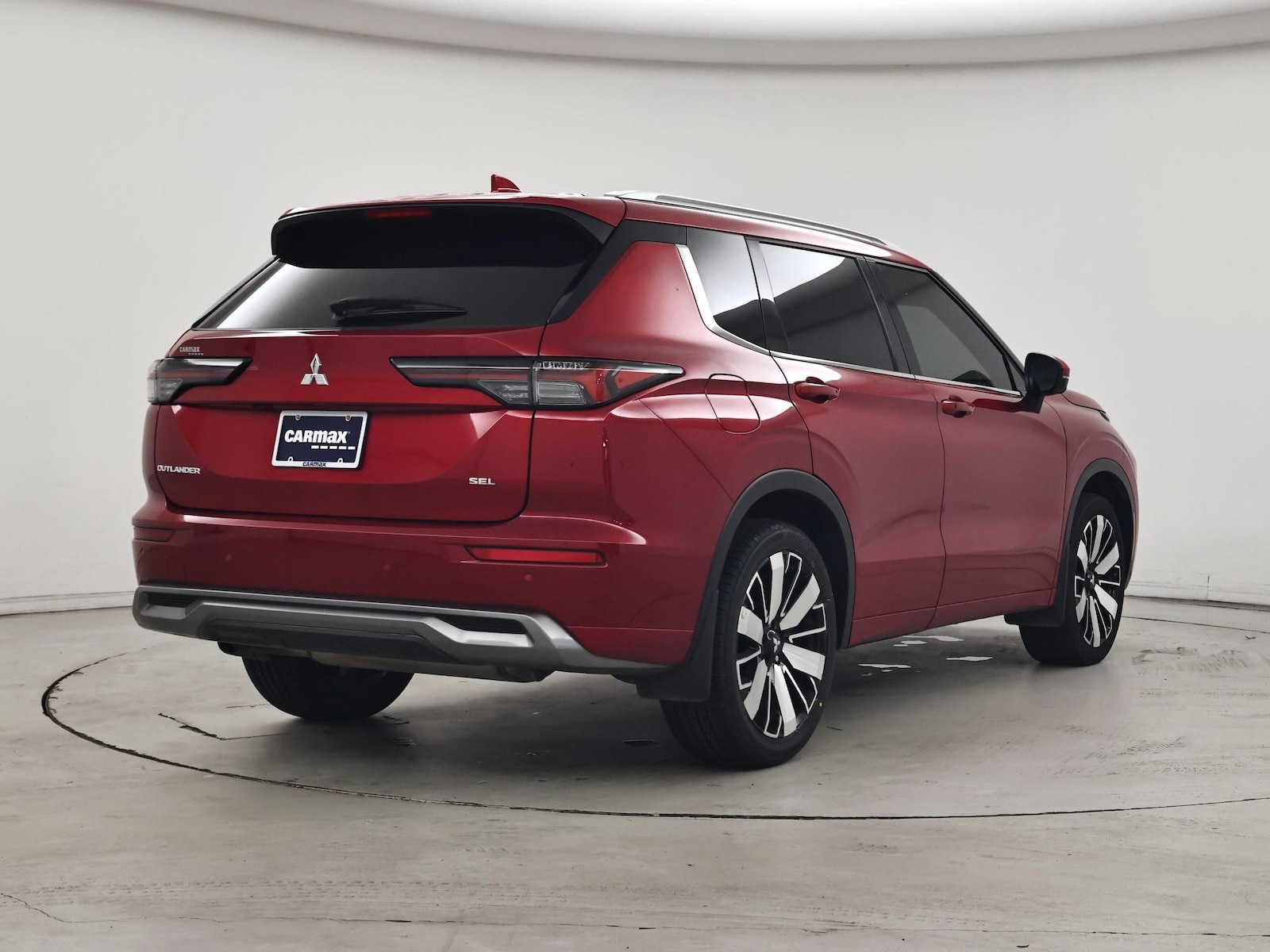 2025 Mitsubishi Outlander SEL - Photo 9