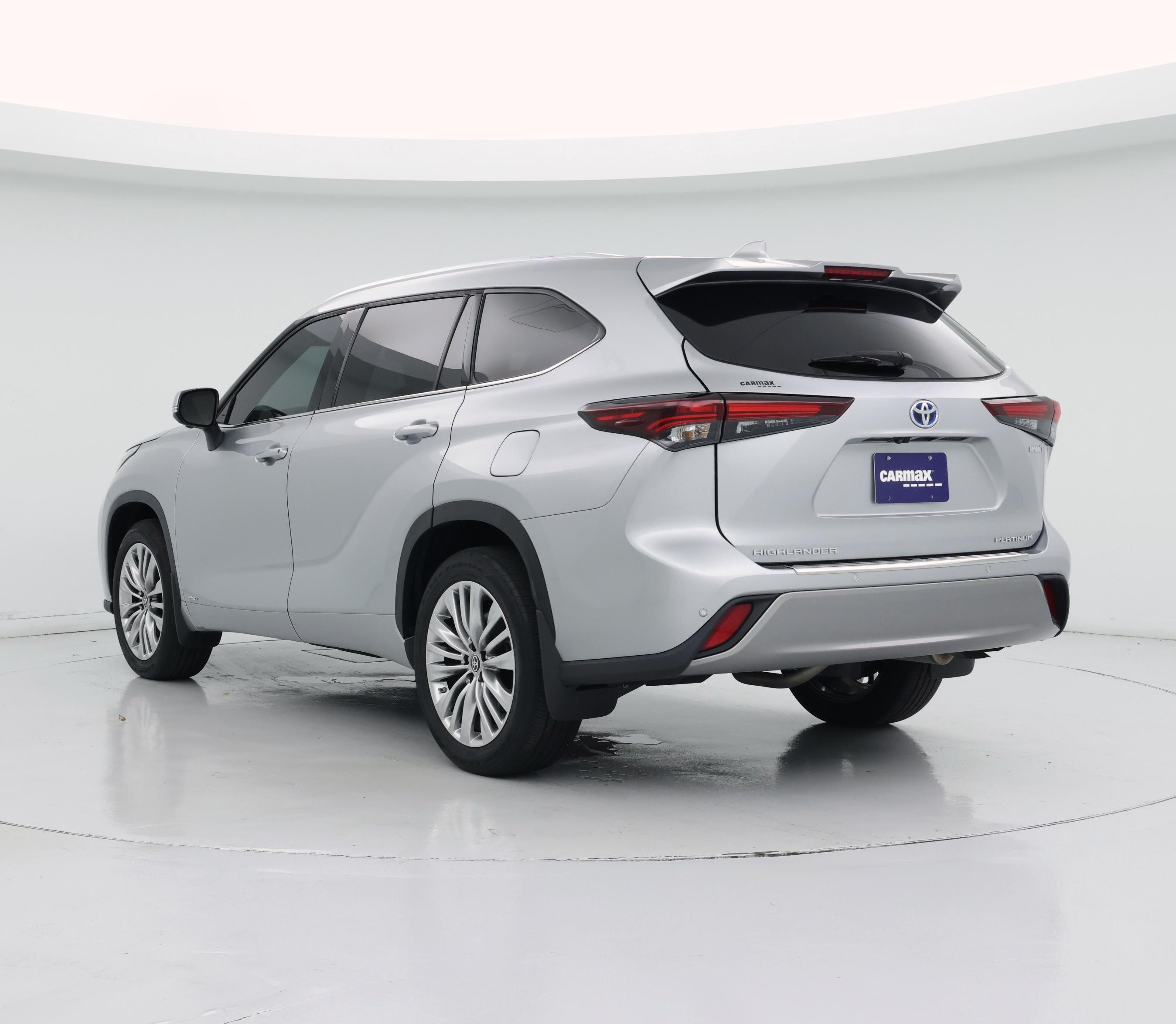 Thumbnail: 2024 Toyota Highlander - 2