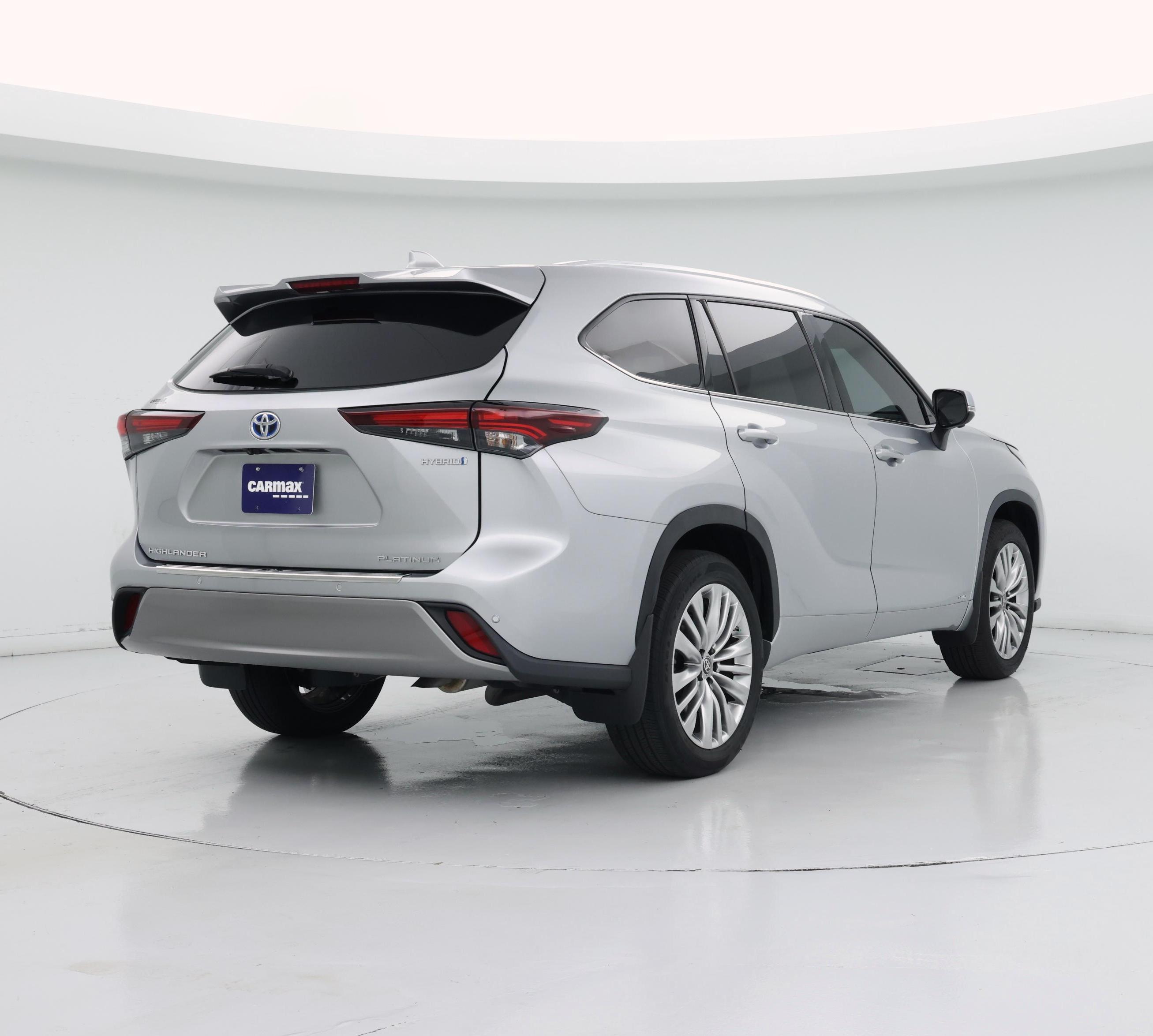 Thumbnail: 2024 Toyota Highlander - 8