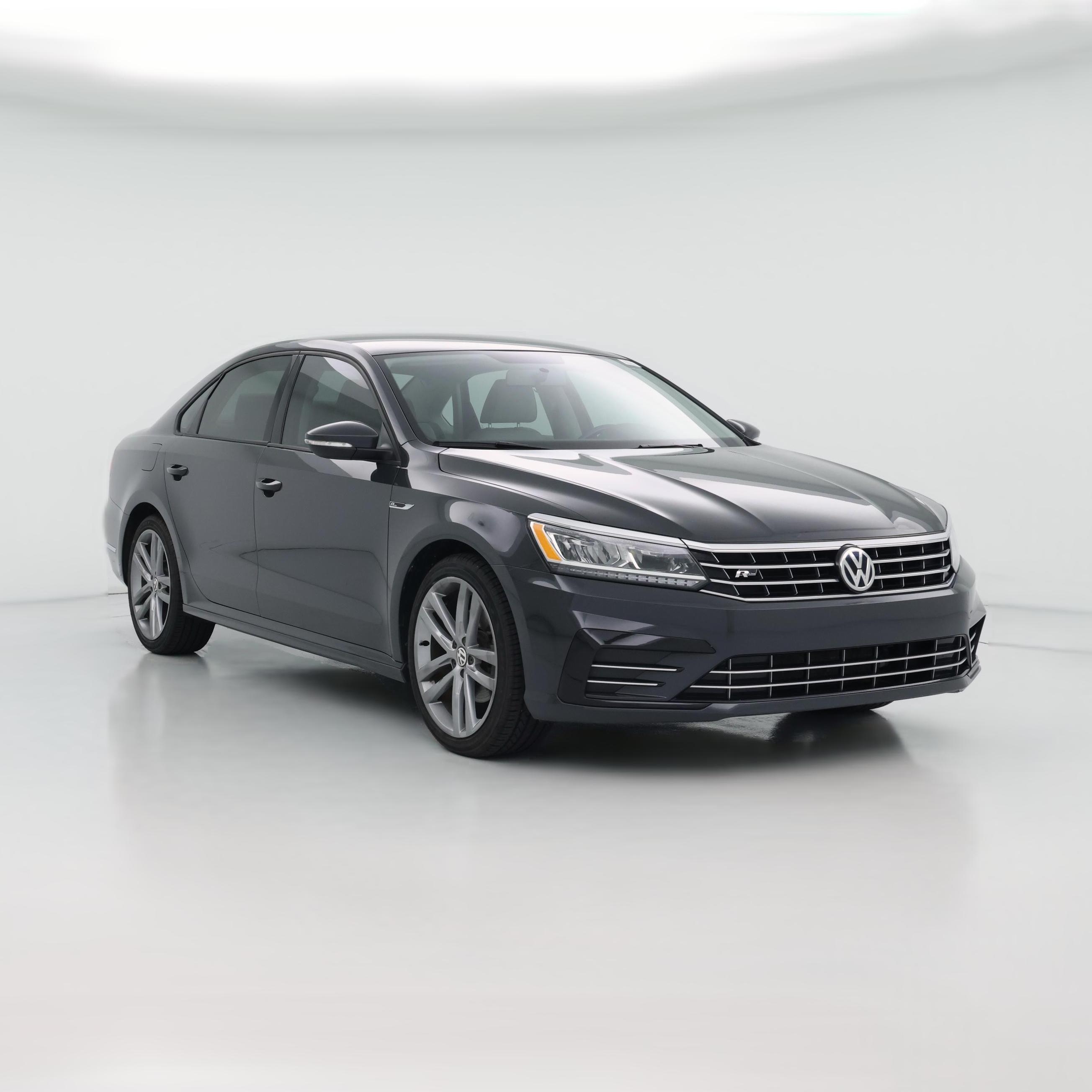 Thumbnail: 2018 Volkswagen Passat - 1