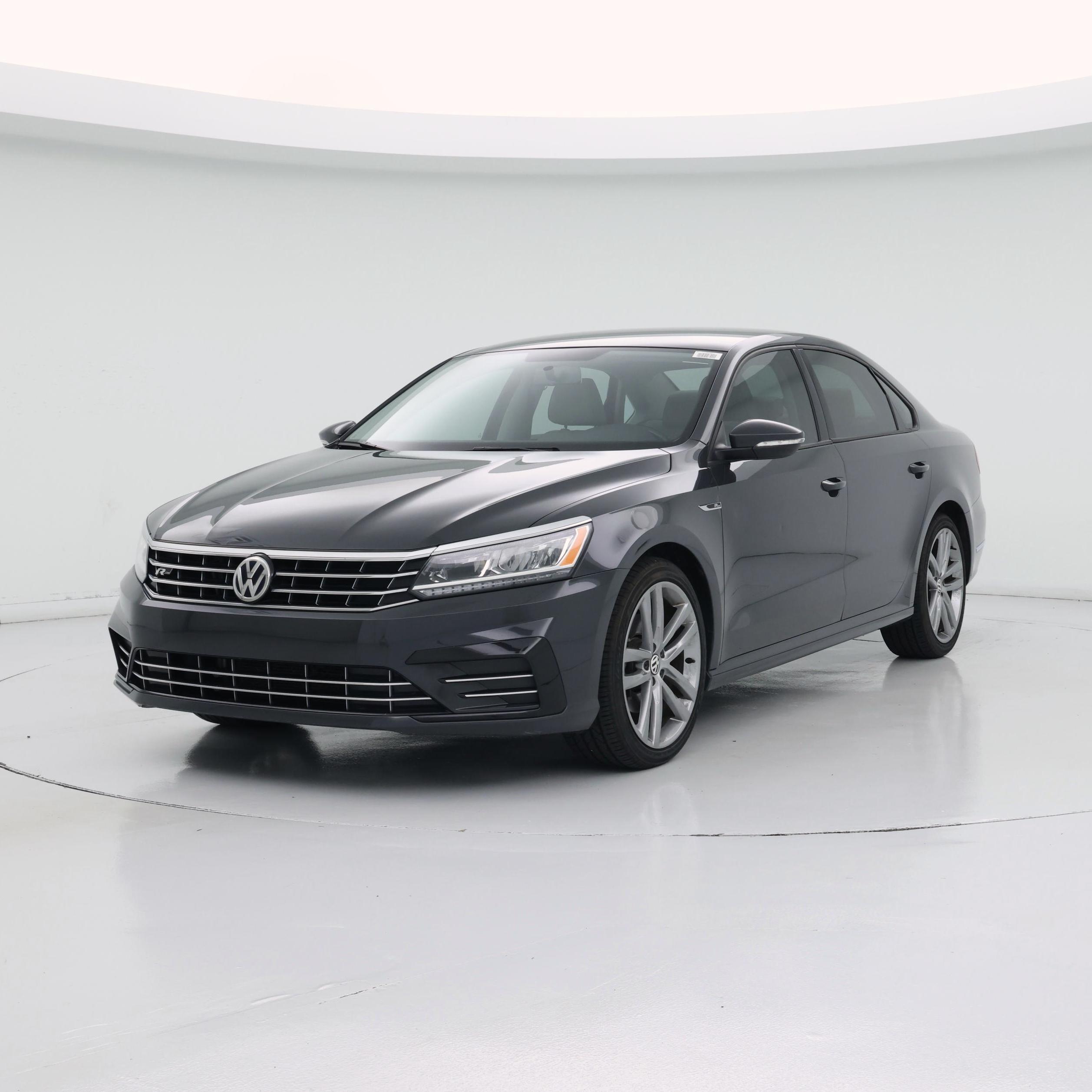 Thumbnail: 2018 Volkswagen Passat - 4