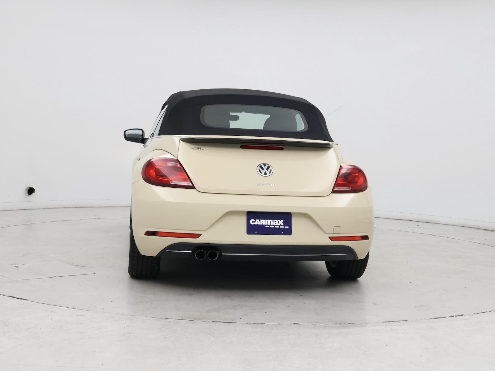 2019 Volkswagen Beetle SE - Photo 7