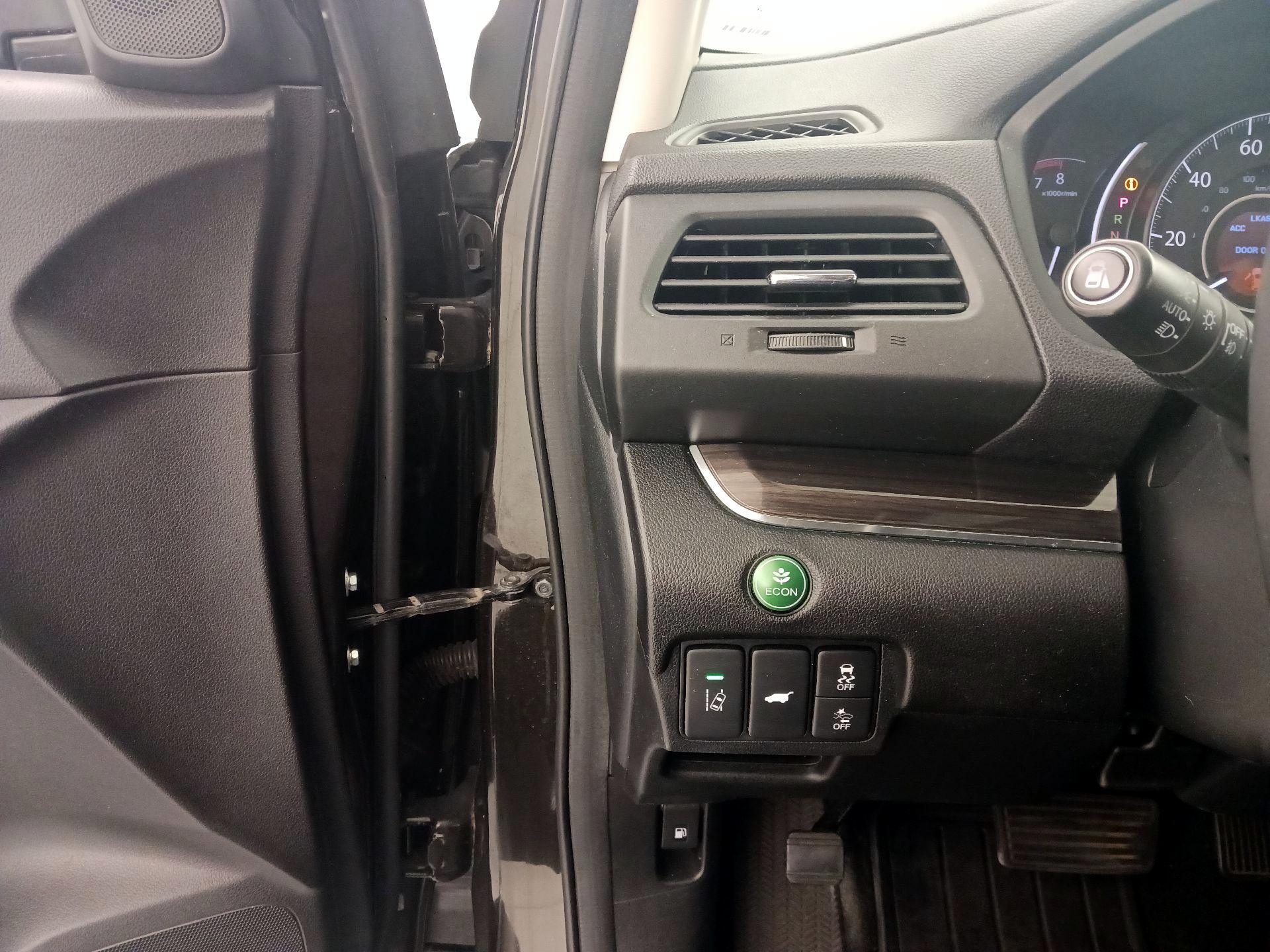 Thumbnail: 2016 Honda CR-V - 13