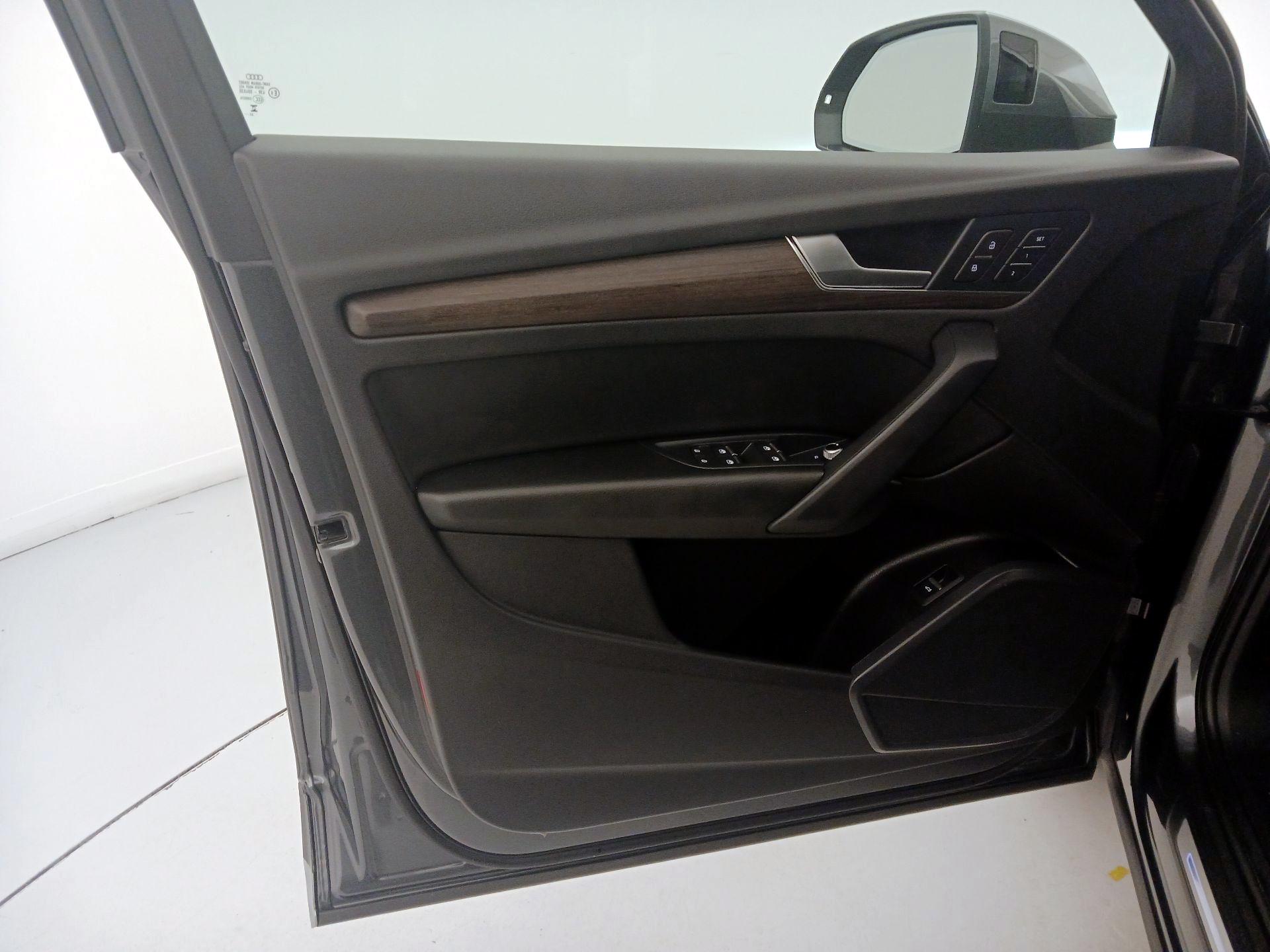 Thumbnail: 2024 Audi Q5 - 12