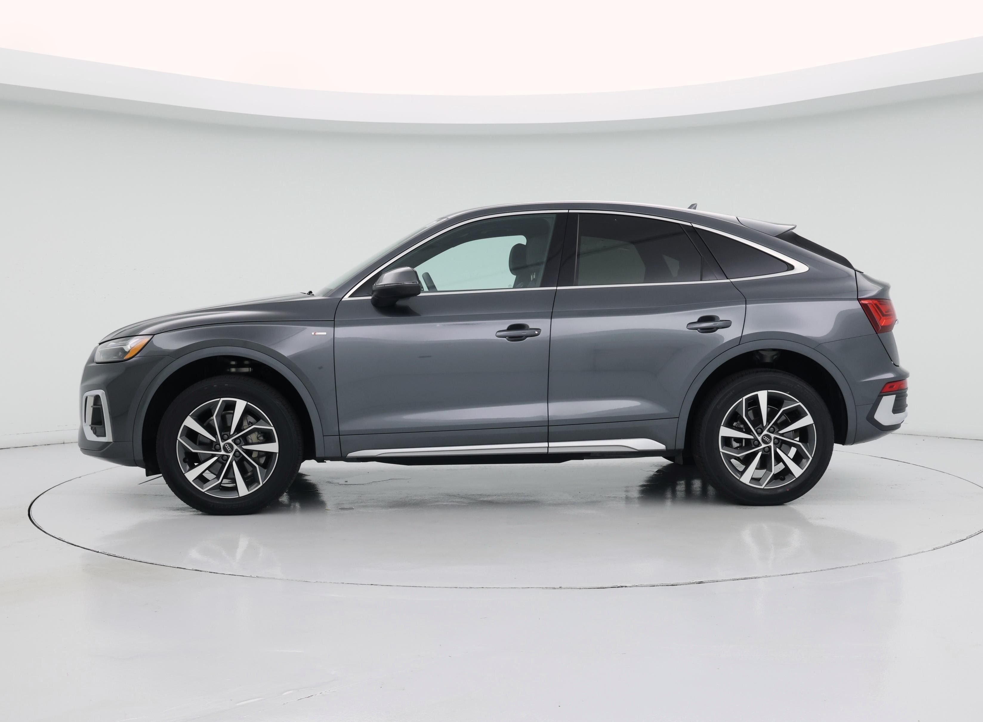 Thumbnail: 2024 Audi Q5 - 3