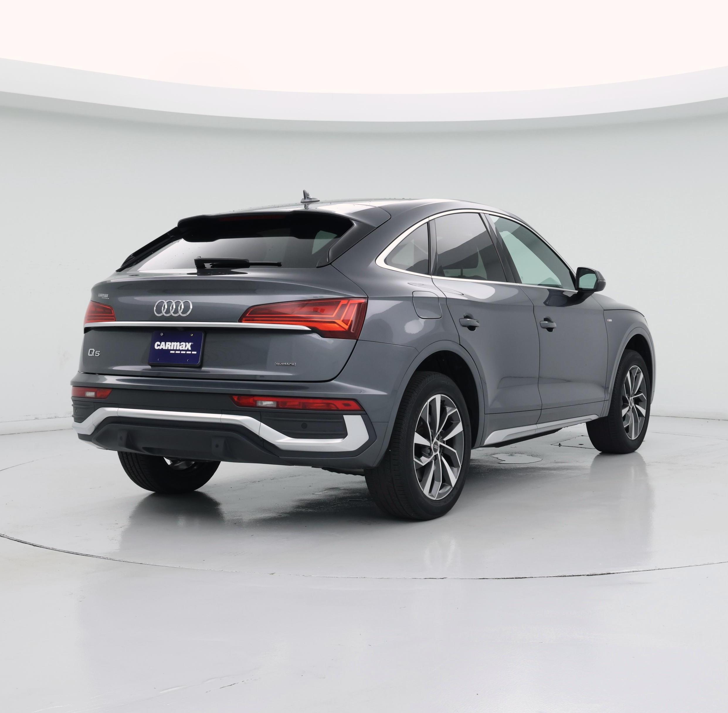 Thumbnail: 2024 Audi Q5 - 8