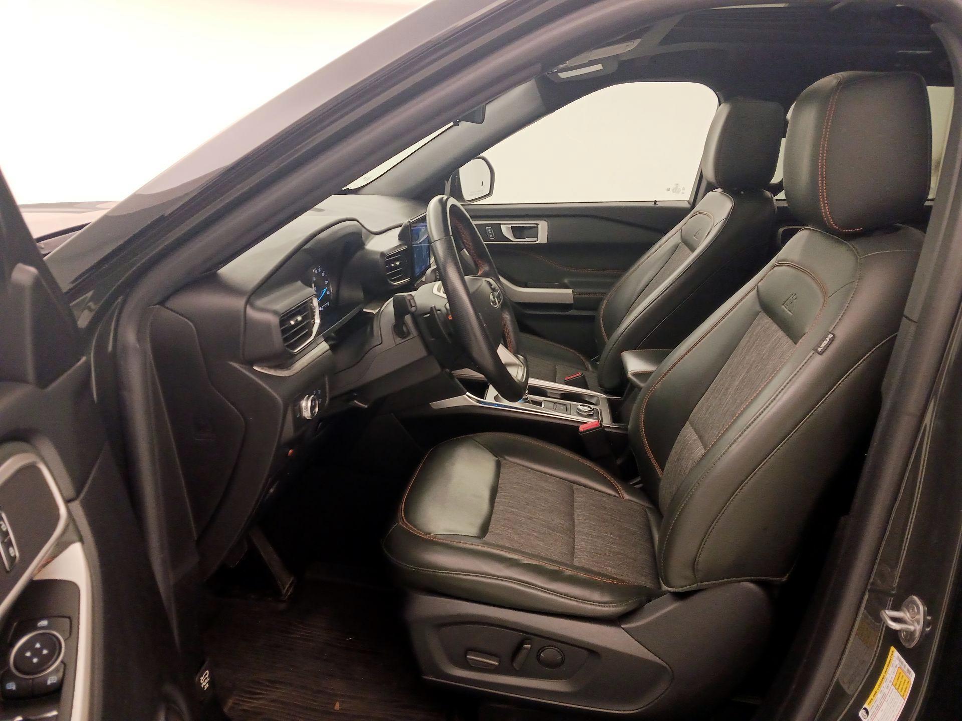 Thumbnail: 2021 Ford Explorer - 11