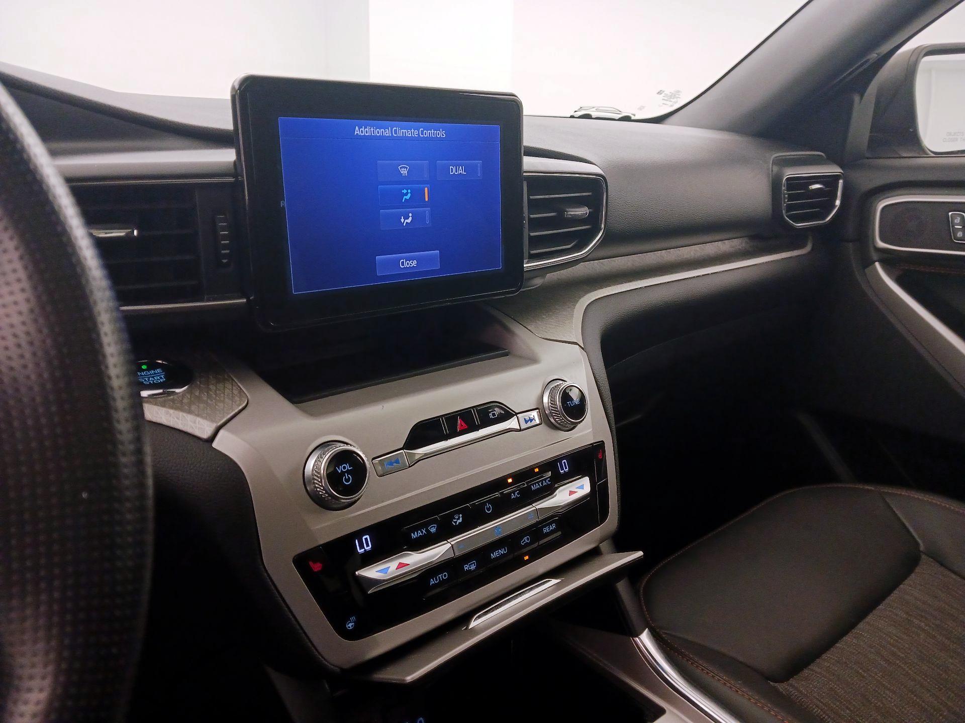 Thumbnail: 2021 Ford Explorer - 17