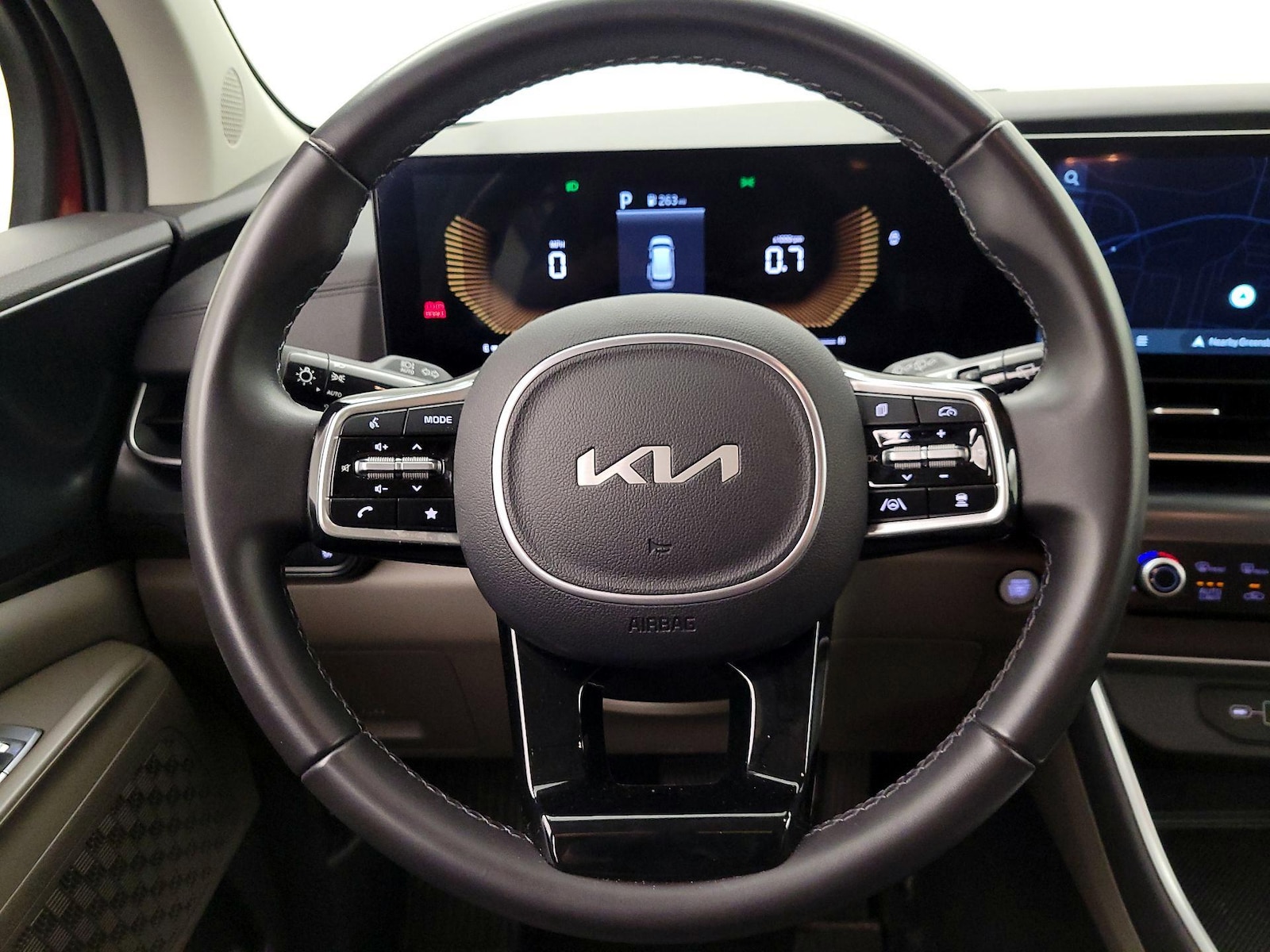 2026 Kia Carnival LXS - Photo 11