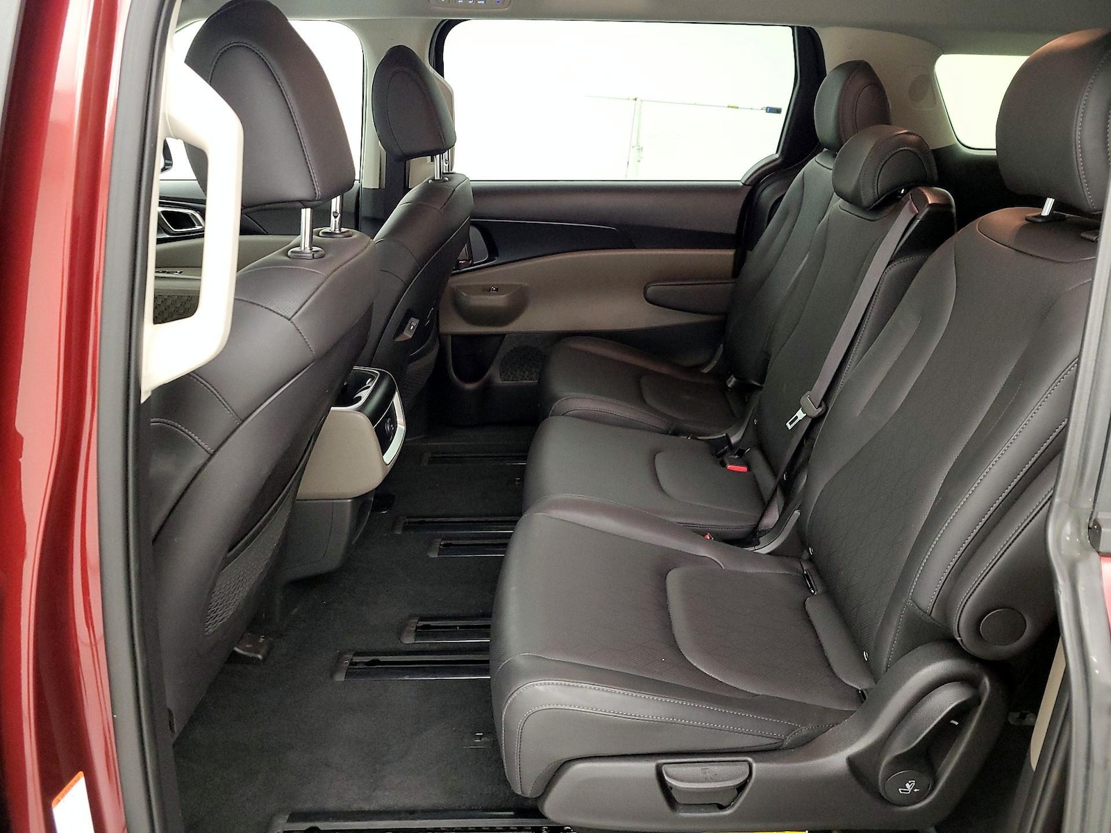 2026 Kia Carnival LXS - Photo 21