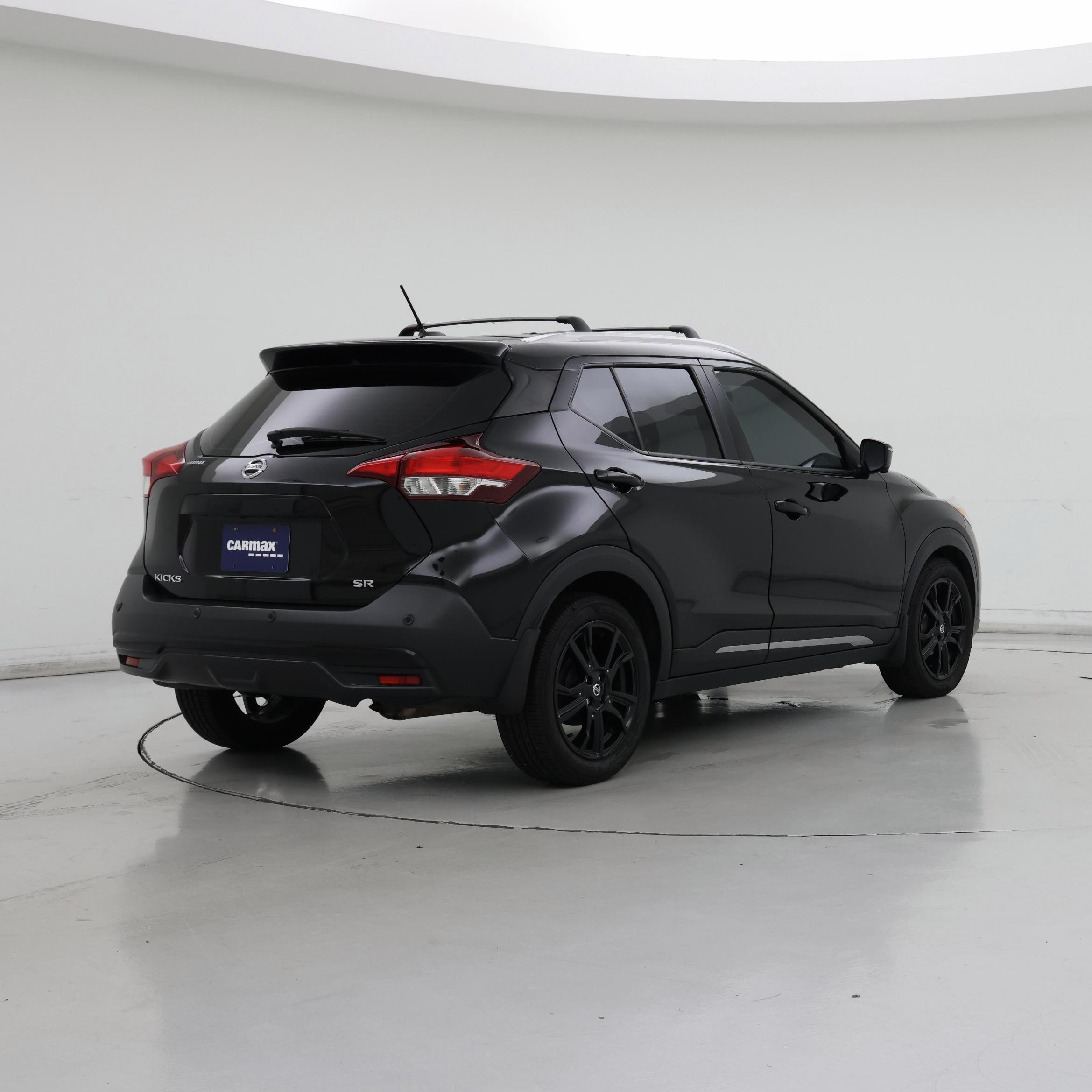 Thumbnail: 2020 Nissan Kicks - 8