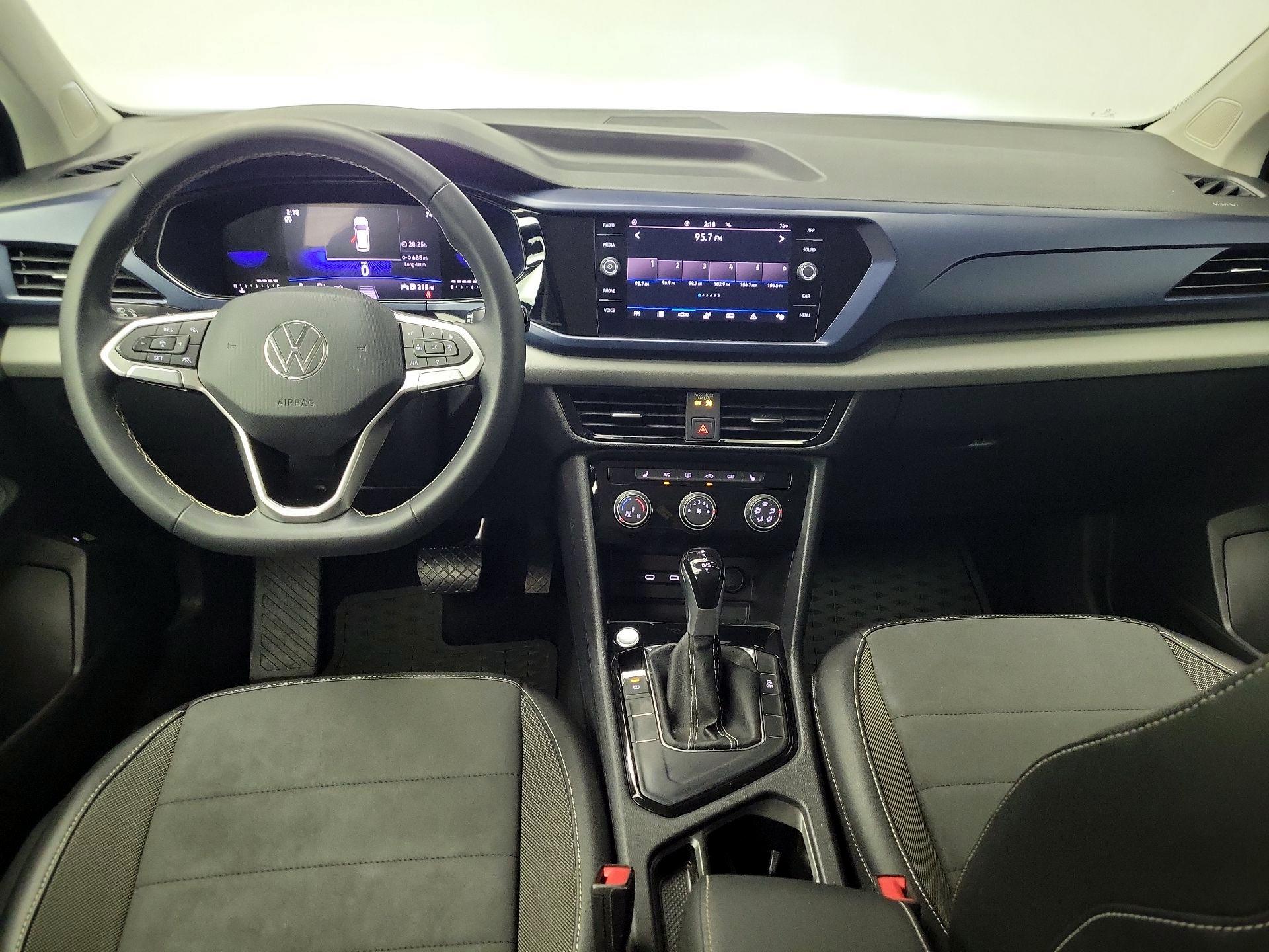 Thumbnail: 2023 Volkswagen Taos - 9