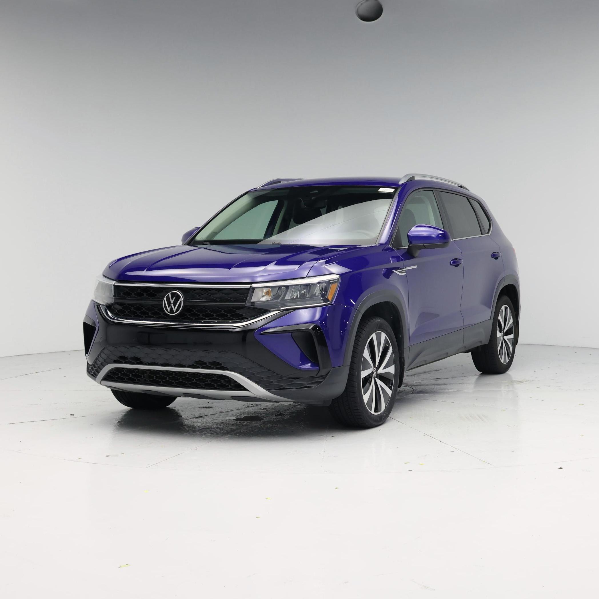 Thumbnail: 2023 Volkswagen Taos - 4