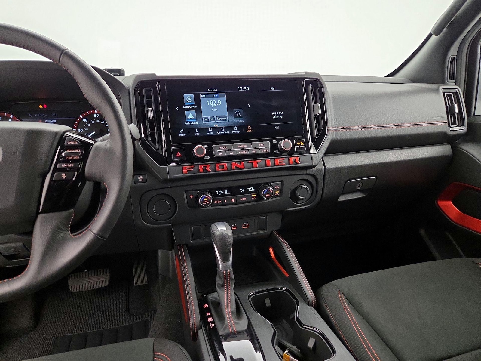 2025 Nissan Frontier PRO-X - Photo 10