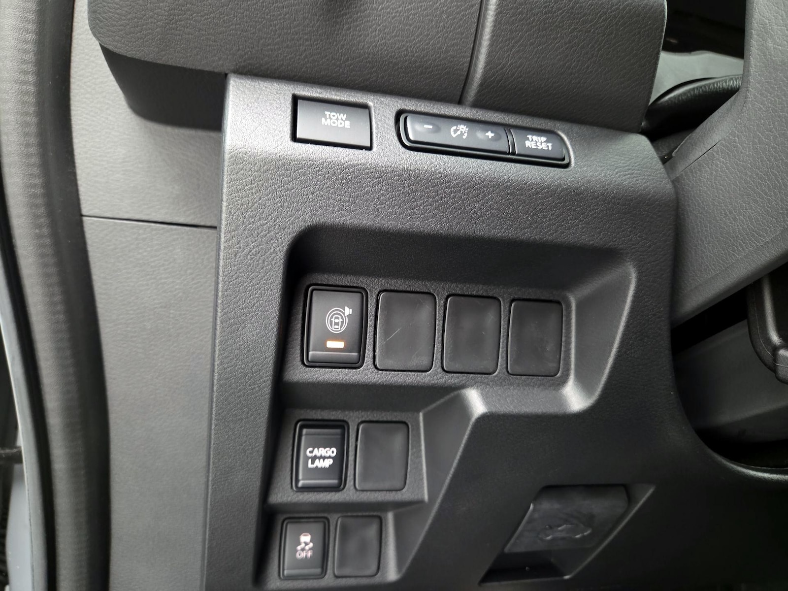 2025 Nissan Frontier PRO-X - Photo 14