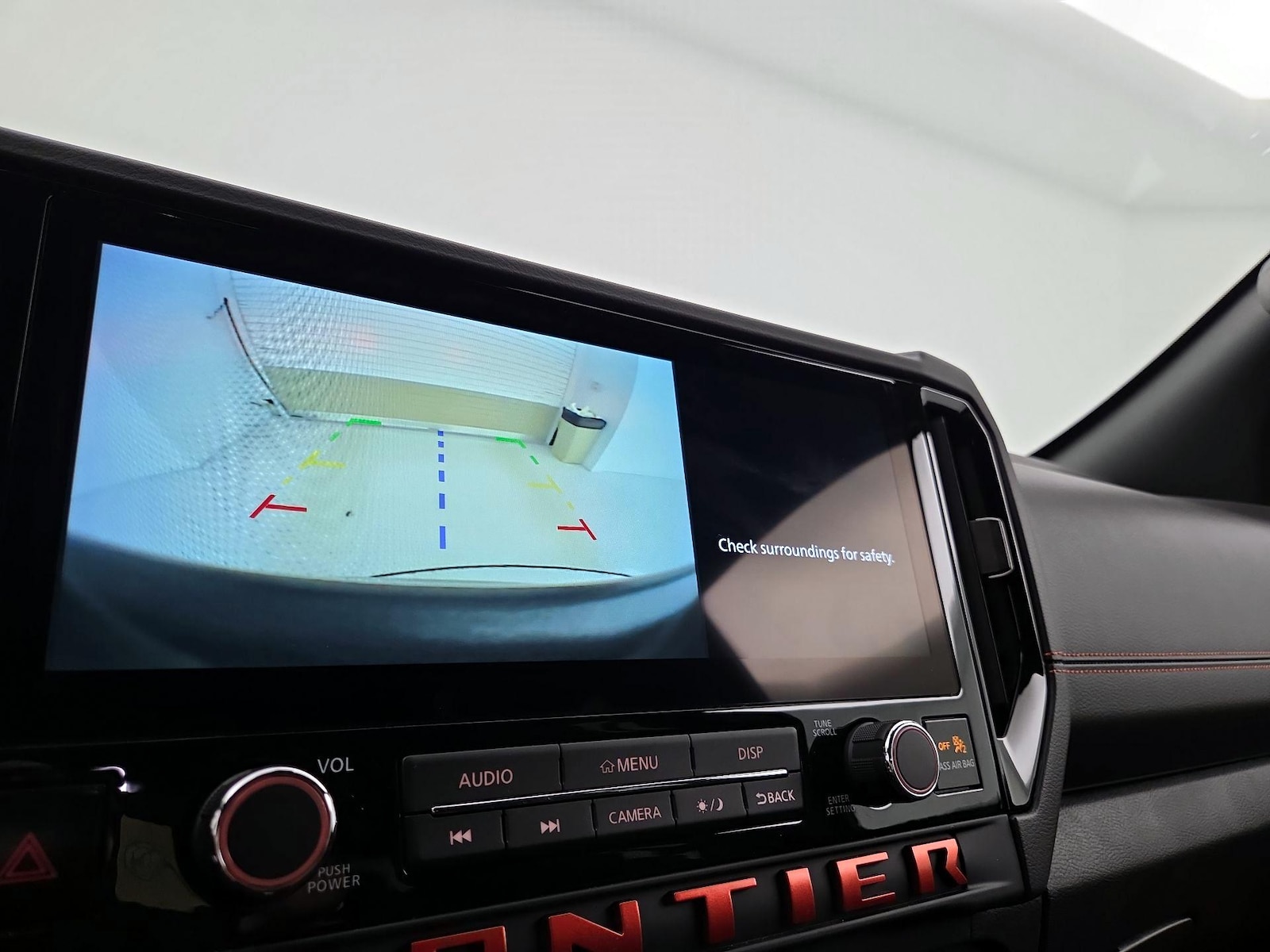 2025 Nissan Frontier PRO-X - Photo 15