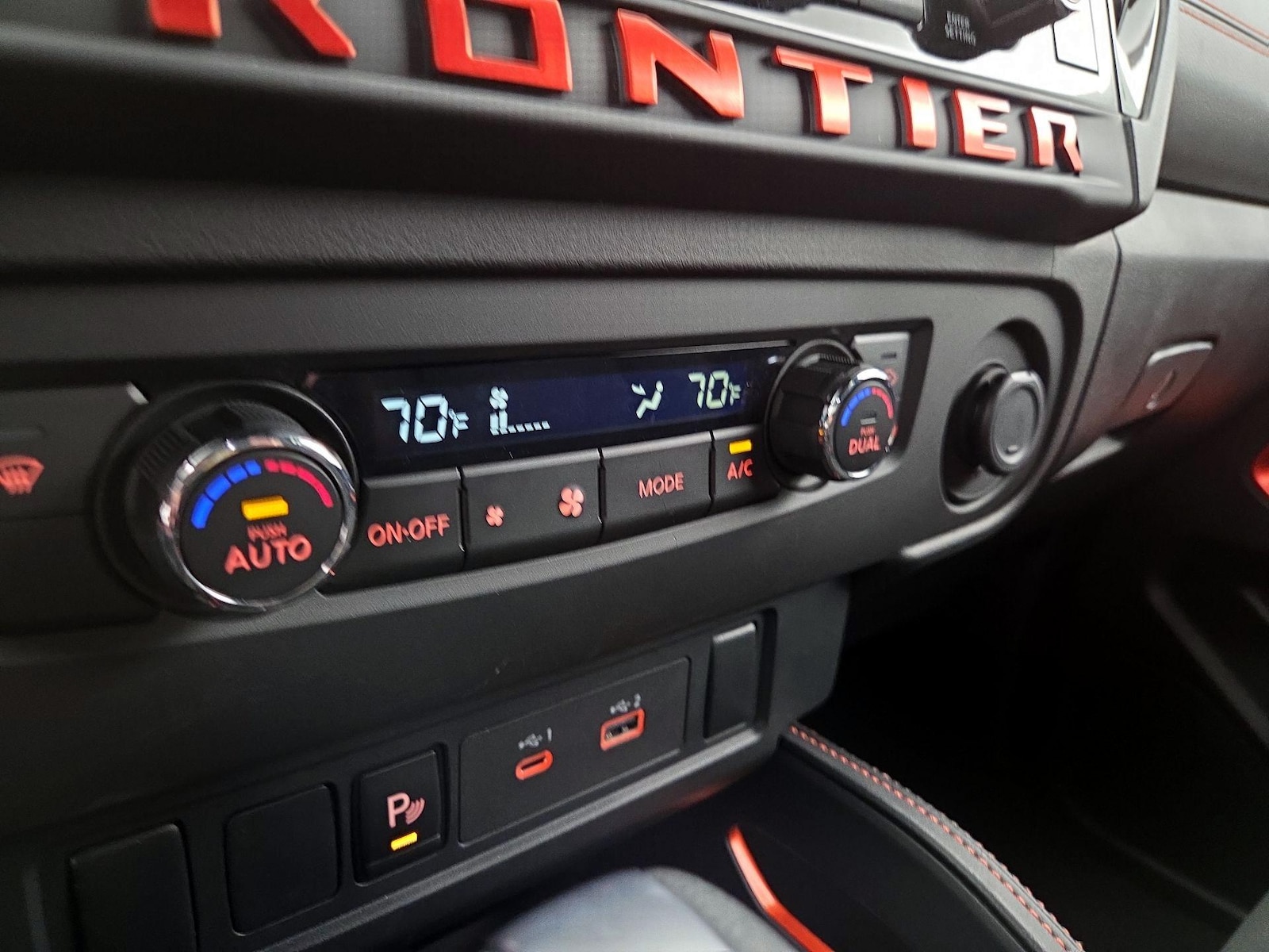 2025 Nissan Frontier PRO-X - Photo 17