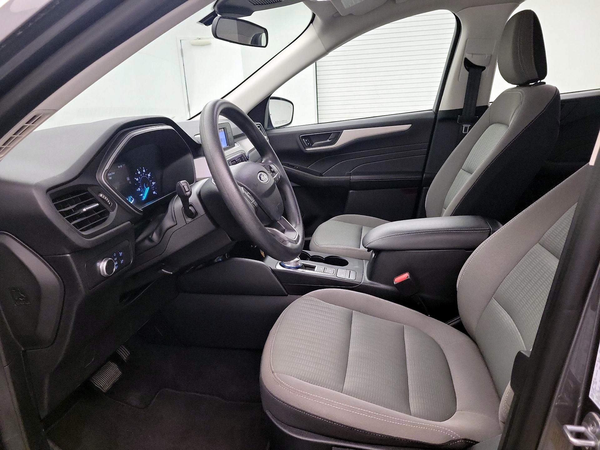 Thumbnail: 2021 Ford Escape - 11