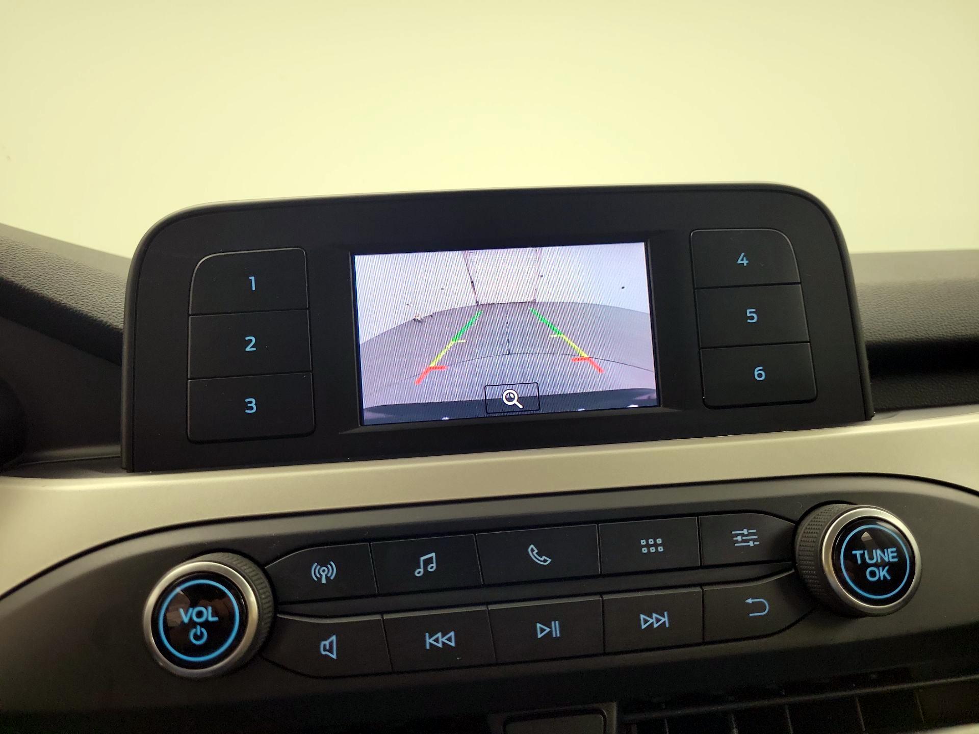 Thumbnail: 2021 Ford Escape - 14