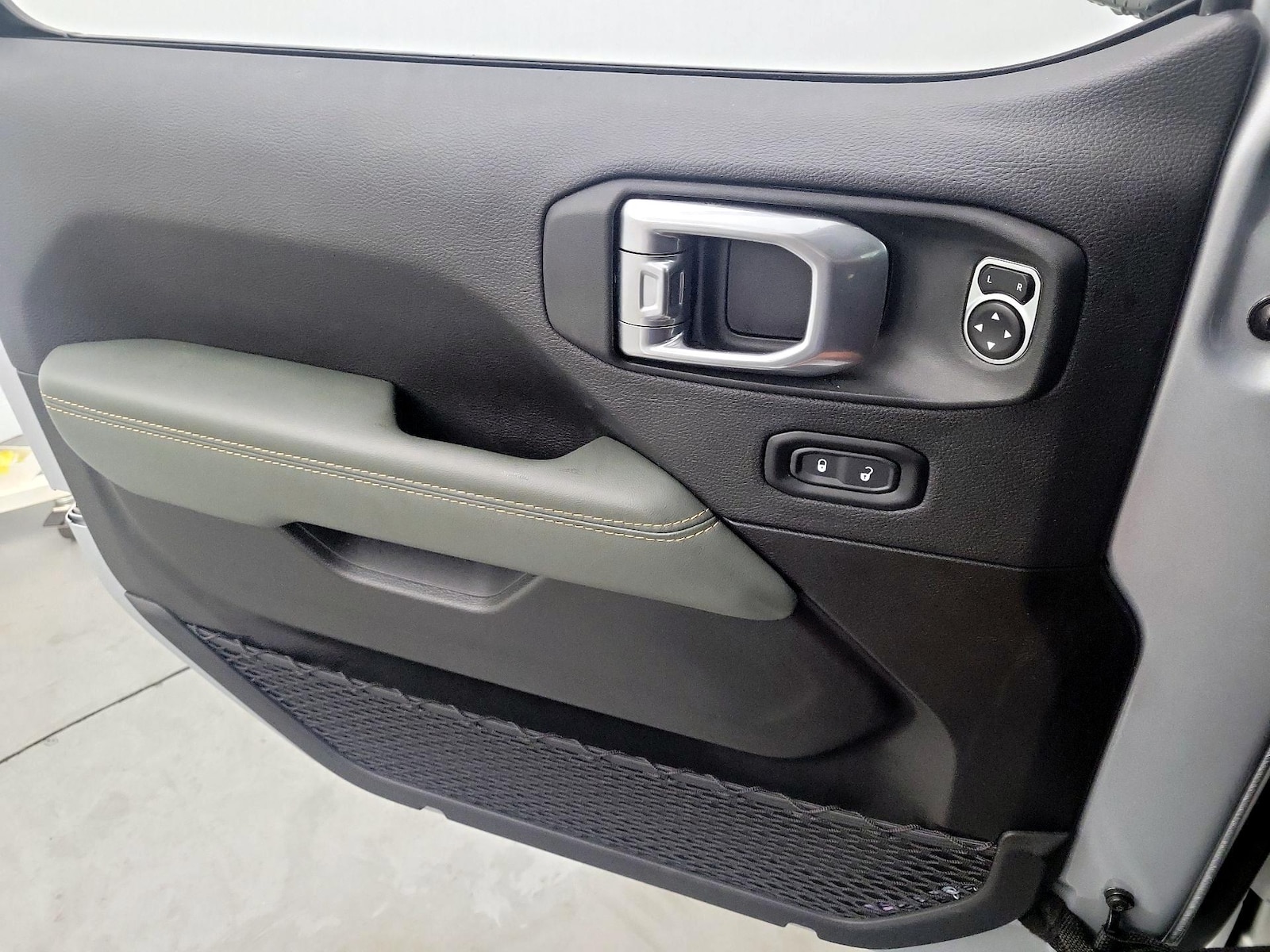 2024 Jeep Wrangler 4xe High Altitude 4XE - Photo 13