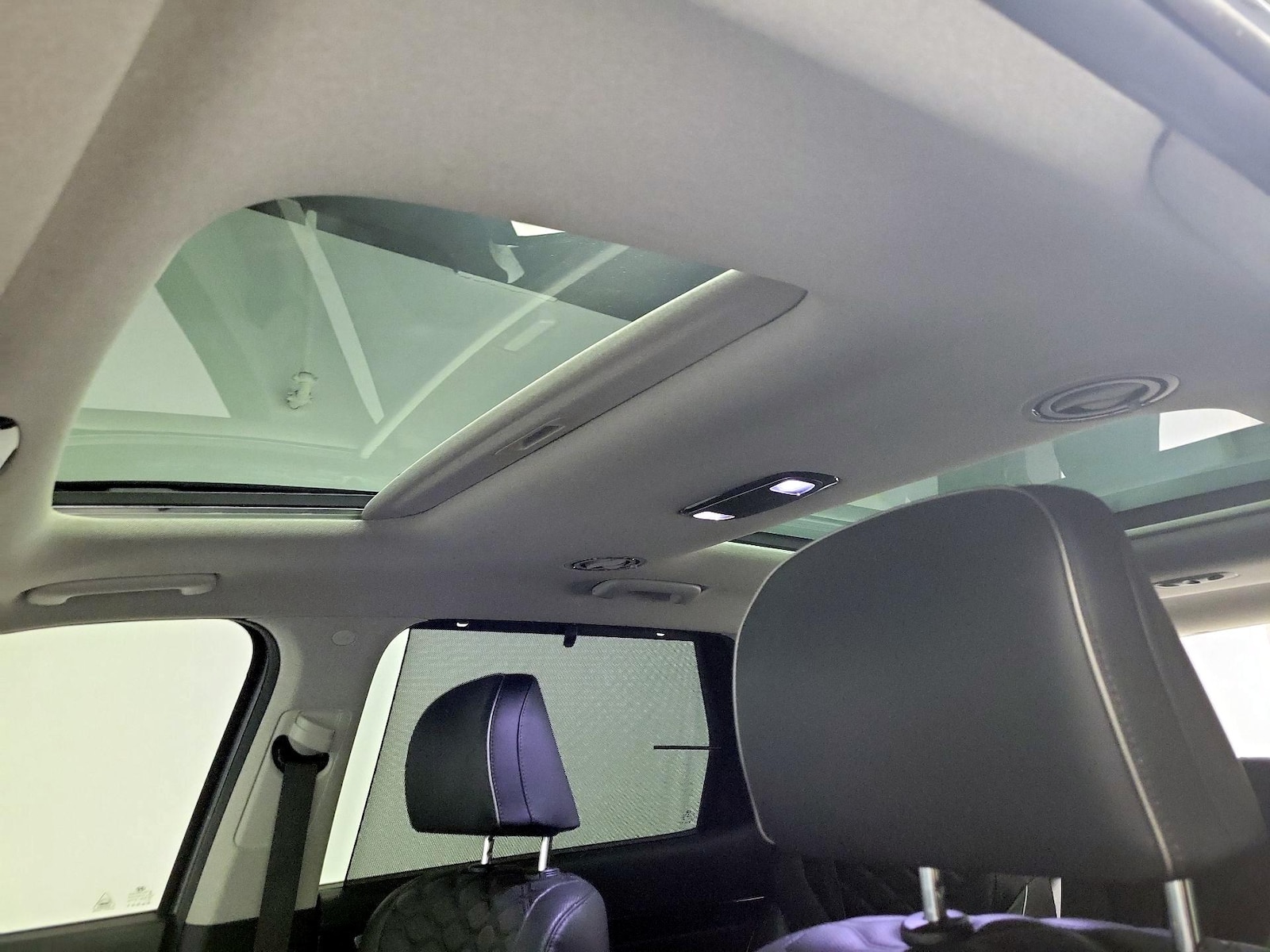 Sunroof(s) & Skylight(s)