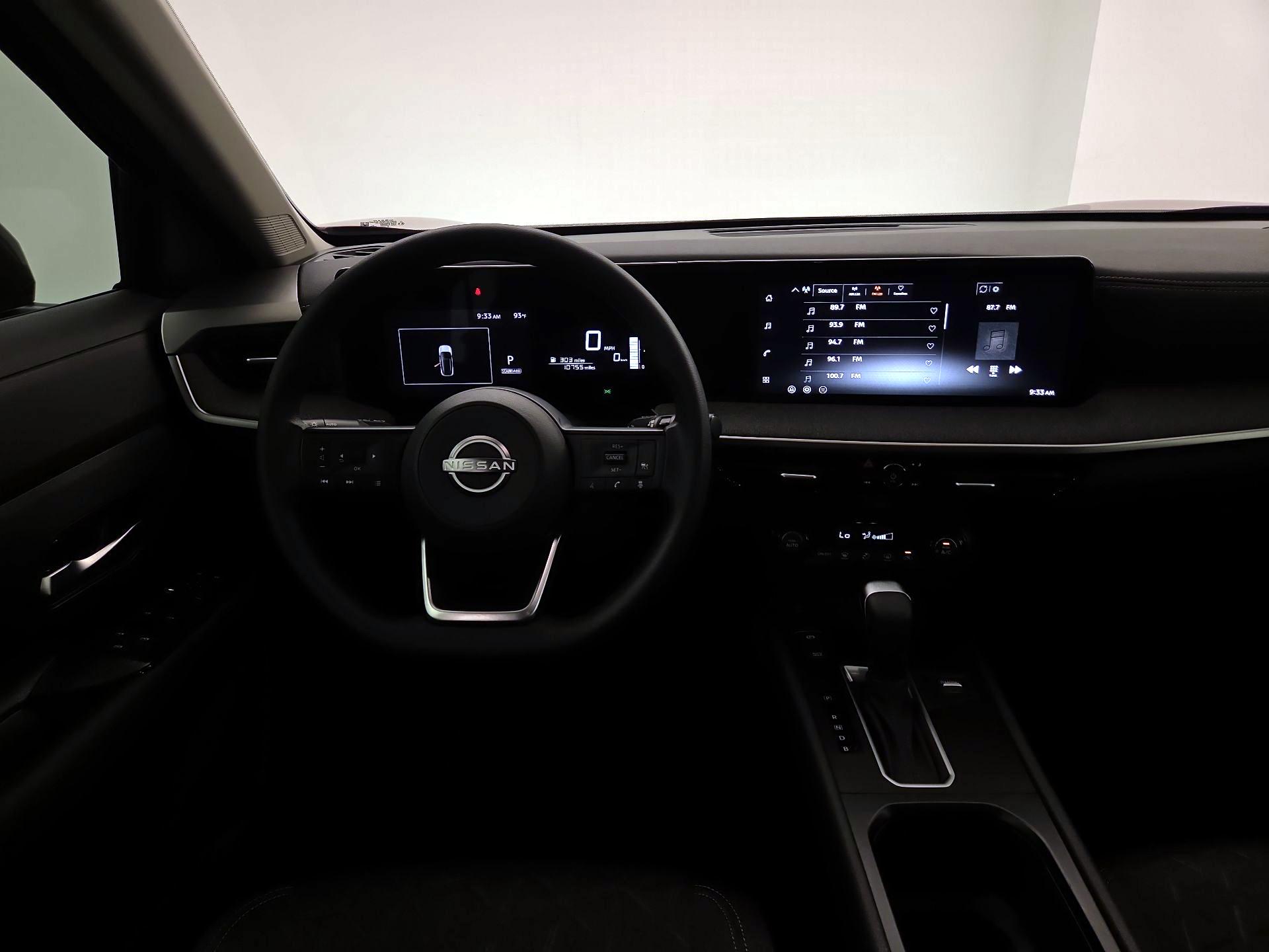 Thumbnail: 2026 Nissan Kicks - 10