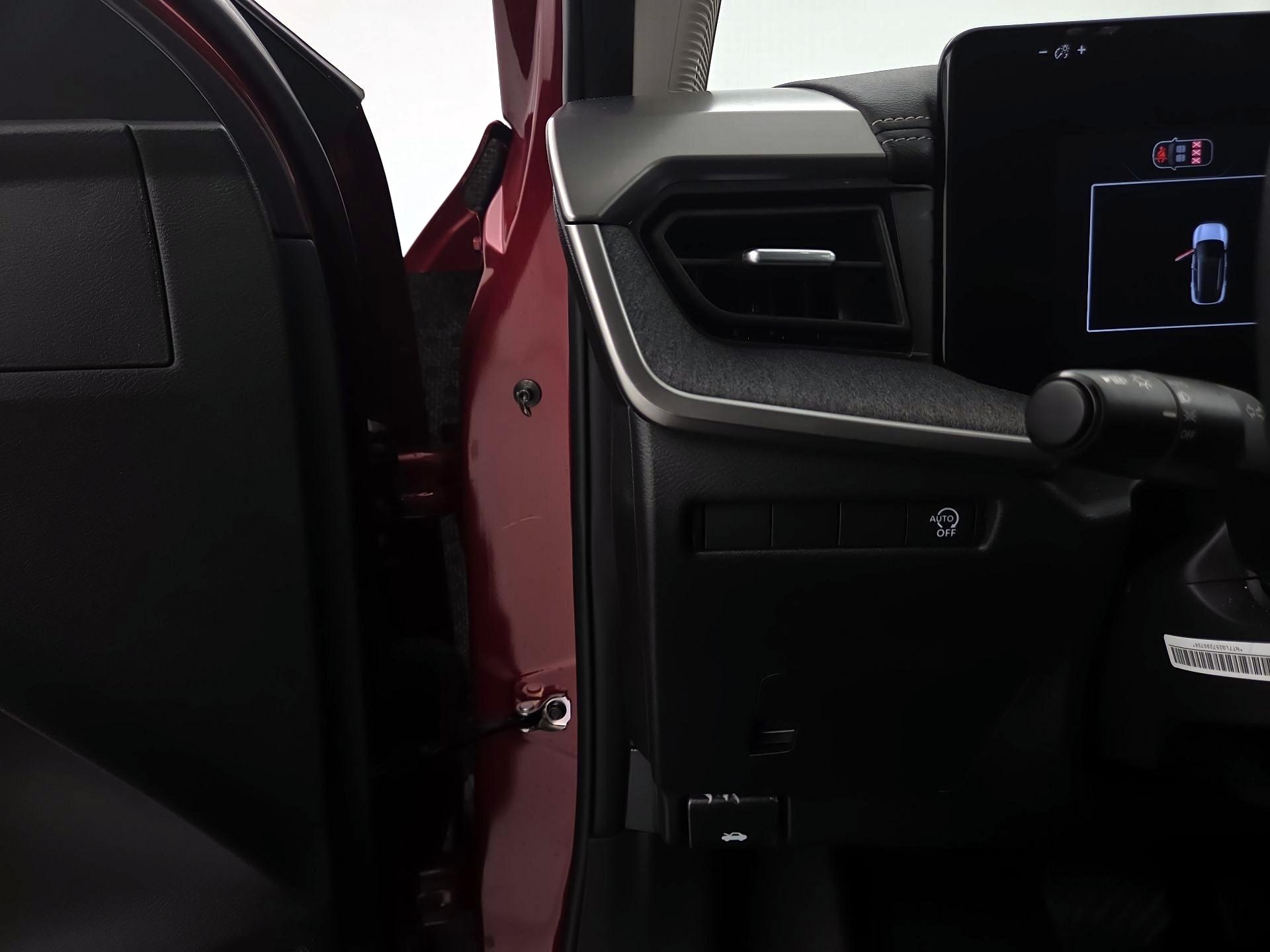 Thumbnail: 2026 Nissan Kicks - 13