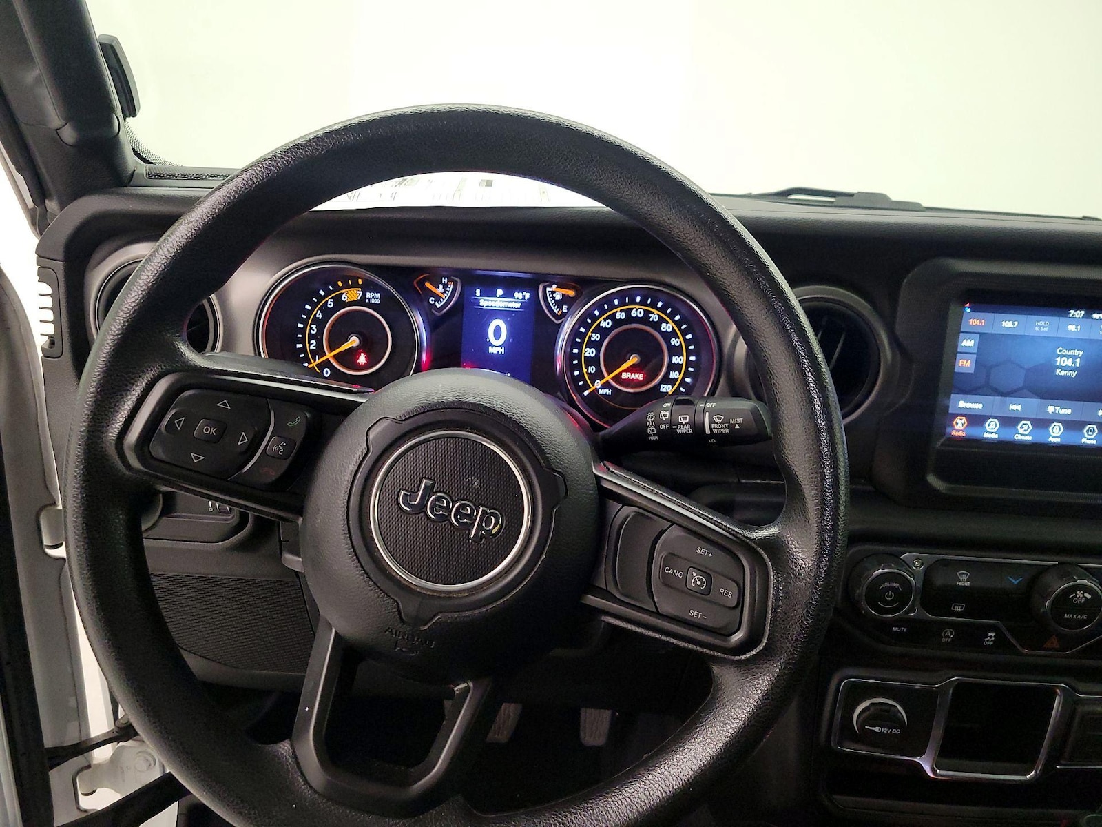 2023 Jeep Wrangler 4-Door Sport - Photo 11