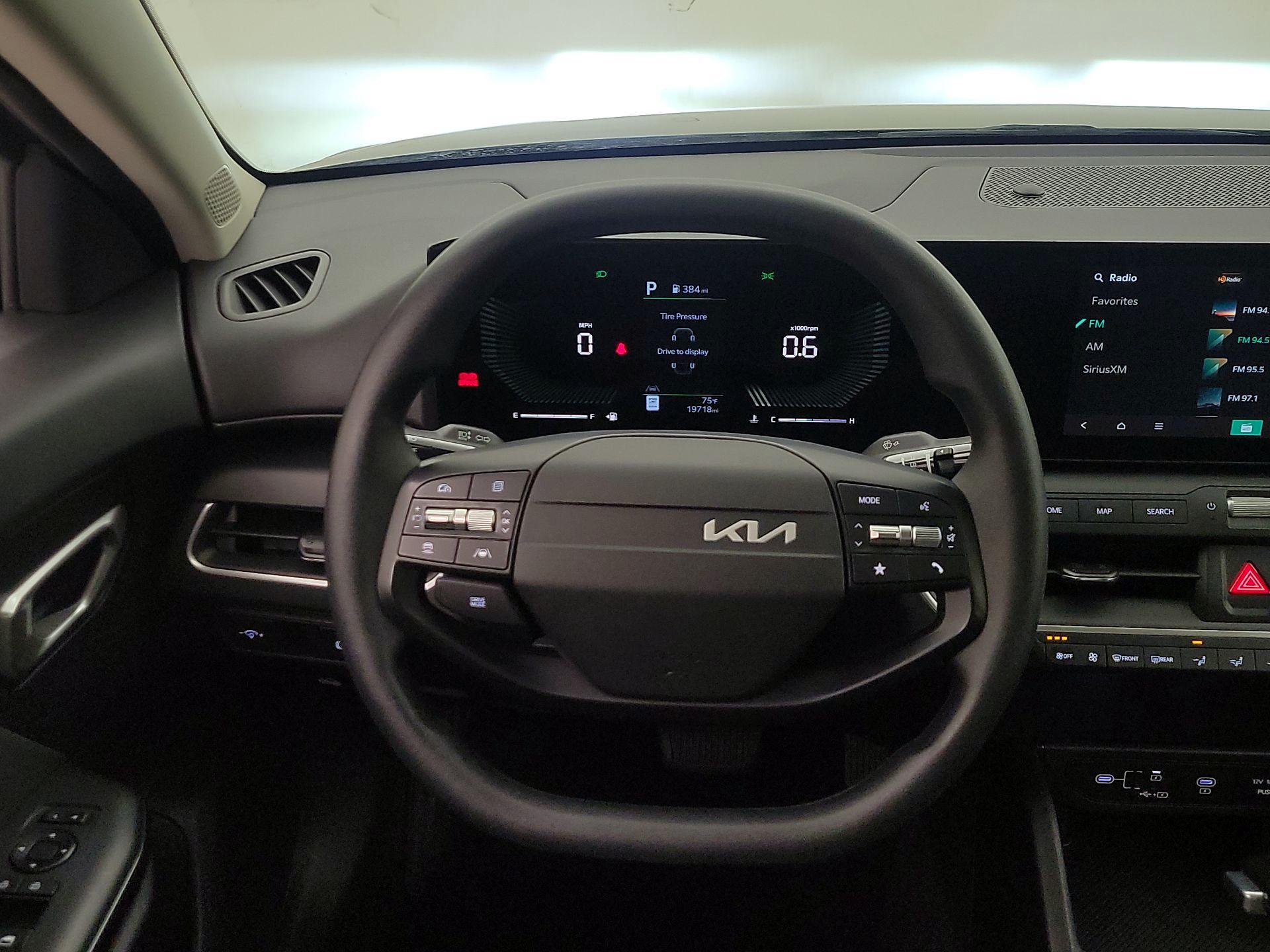 Thumbnail: 2025 Kia K4 - 10