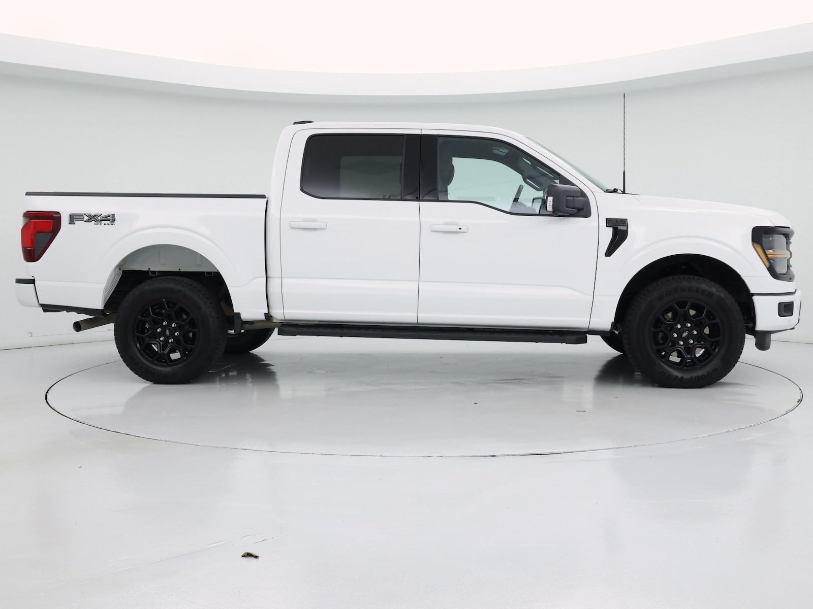2024 Ford F-150 XLT - Photo 8