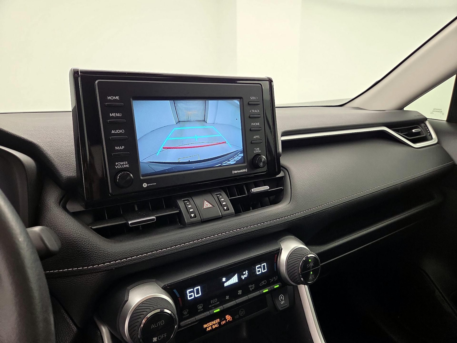 2021 Toyota RAV4 XLE Premium - Photo 15