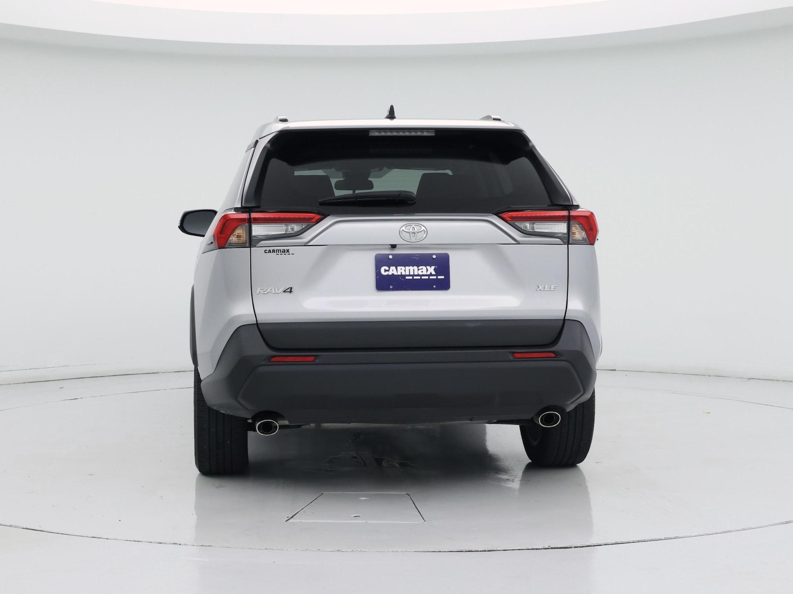 2021 Toyota RAV4 XLE Premium - Photo 7