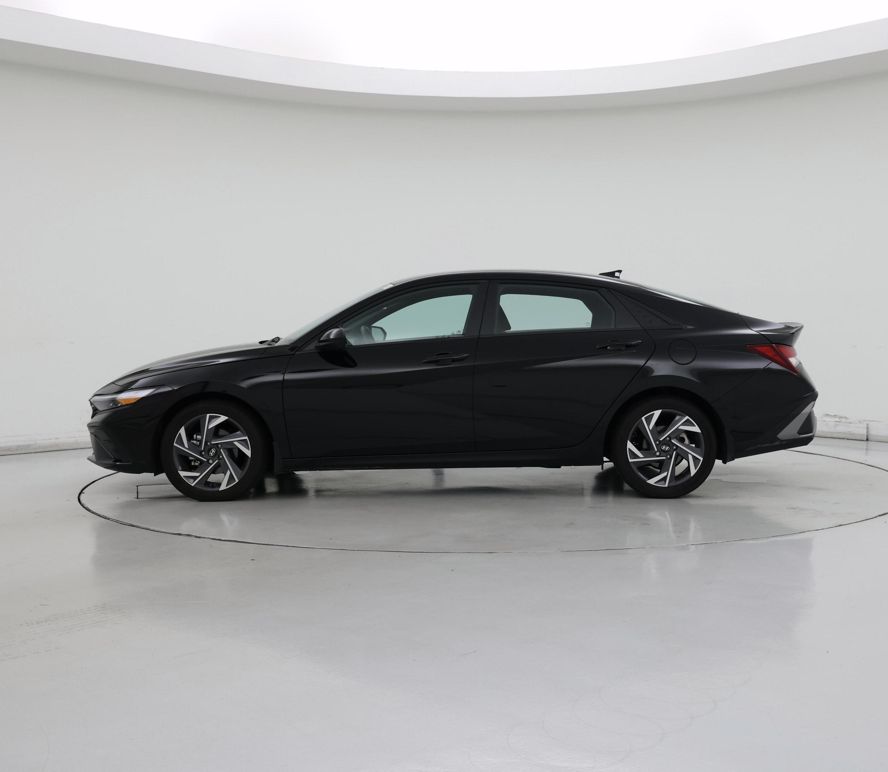 Thumbnail: 2025 Hyundai Elantra - 3