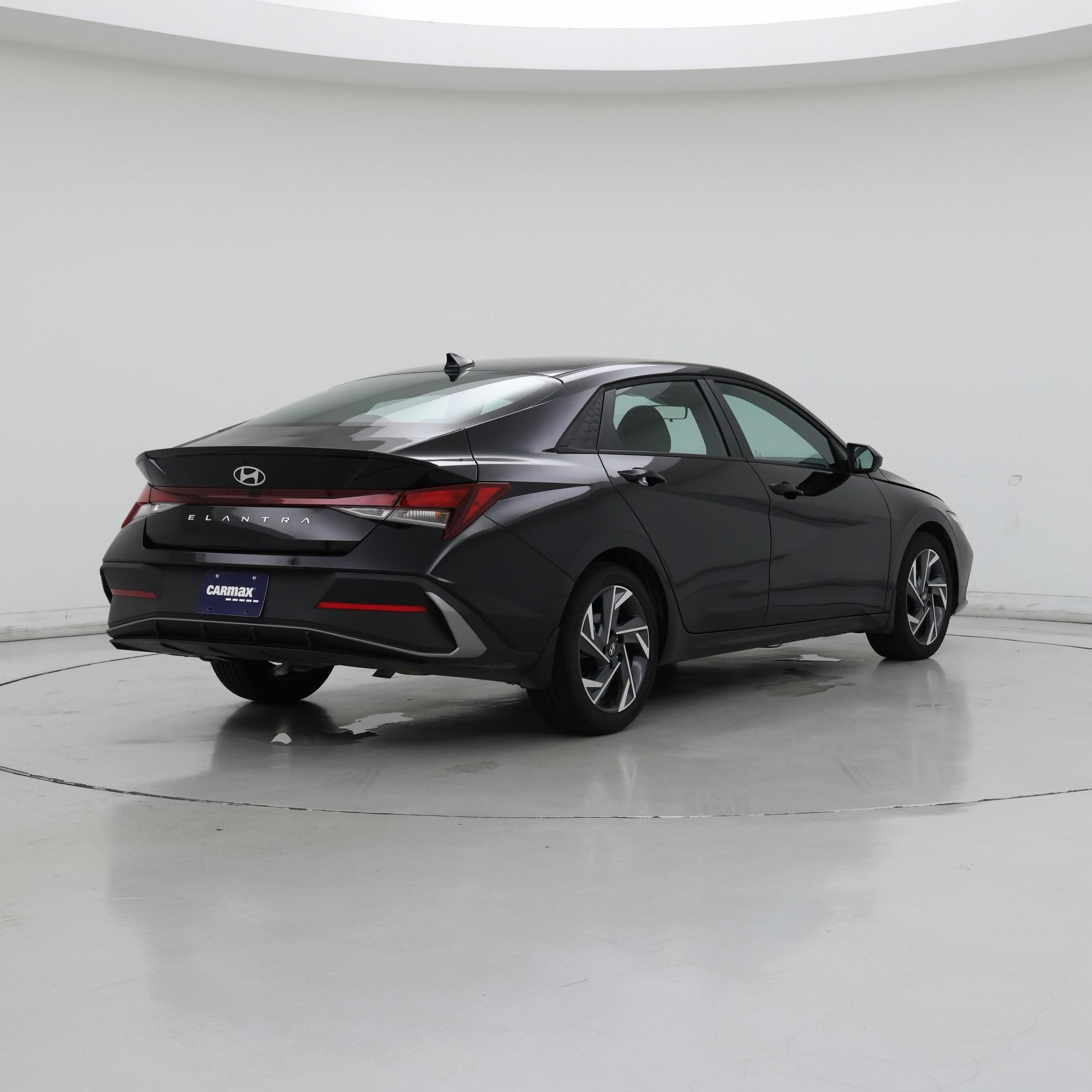 Thumbnail: 2025 Hyundai Elantra - 8