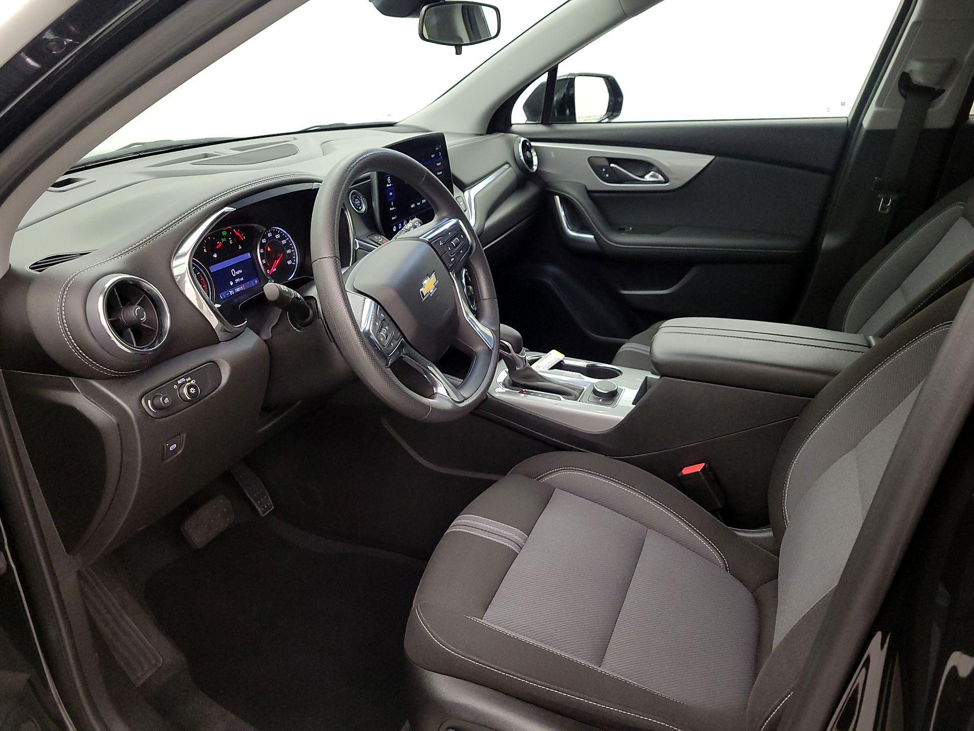 Thumbnail: 2025 Chevrolet Blazer - 11