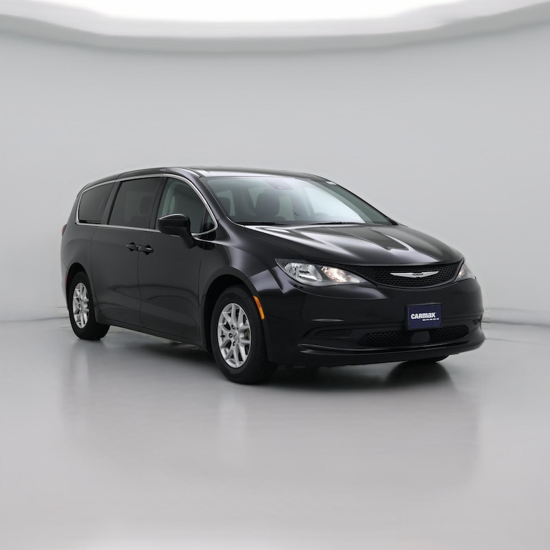 2024 Chrysler Voyager LX