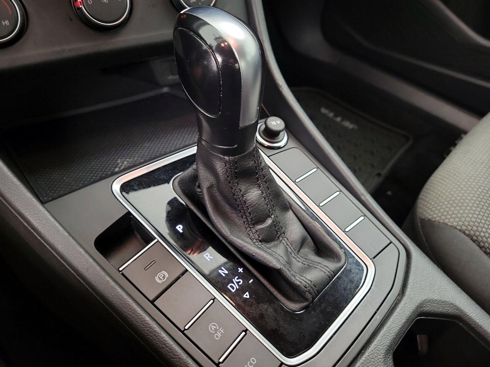2020 Volkswagen Jetta S - Photo 18