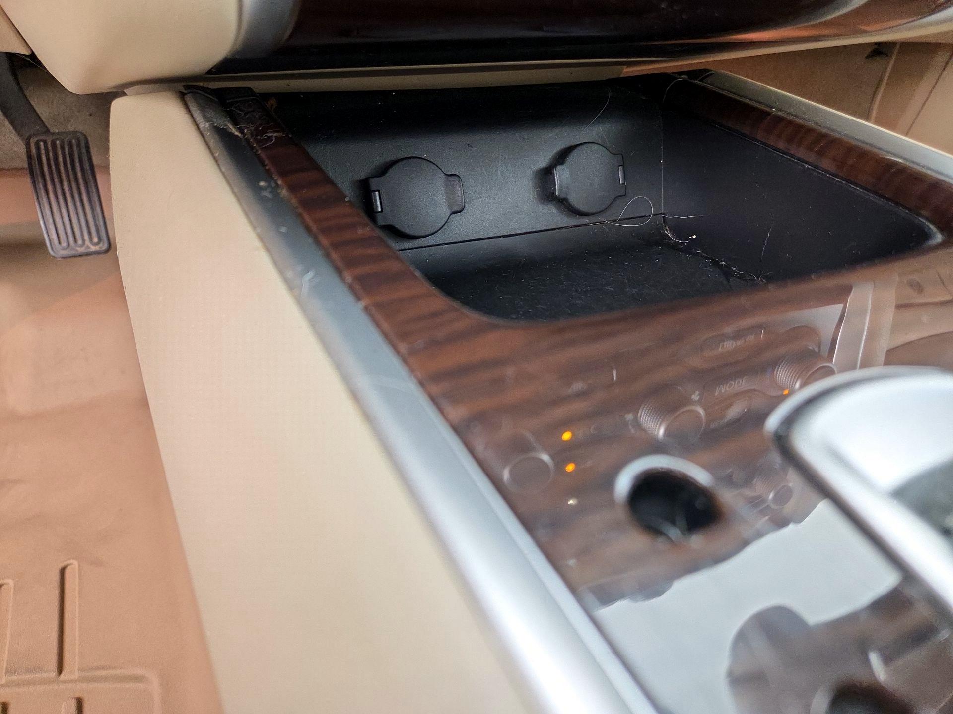 Thumbnail: 2015 Nissan Pathfinder - 19